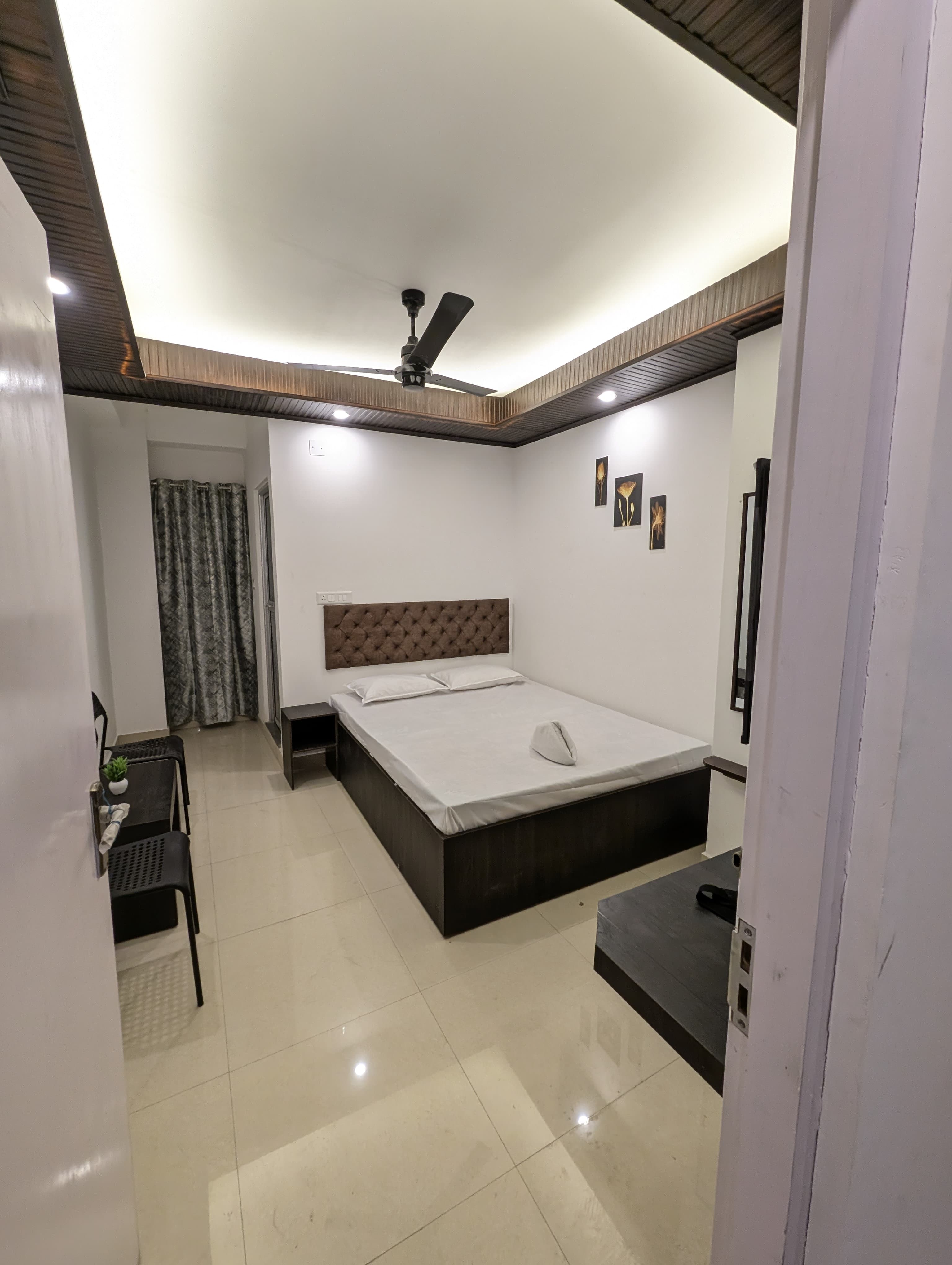 Ridge View Homestay Siliguri | Book Hotel with Up to 25% OFF