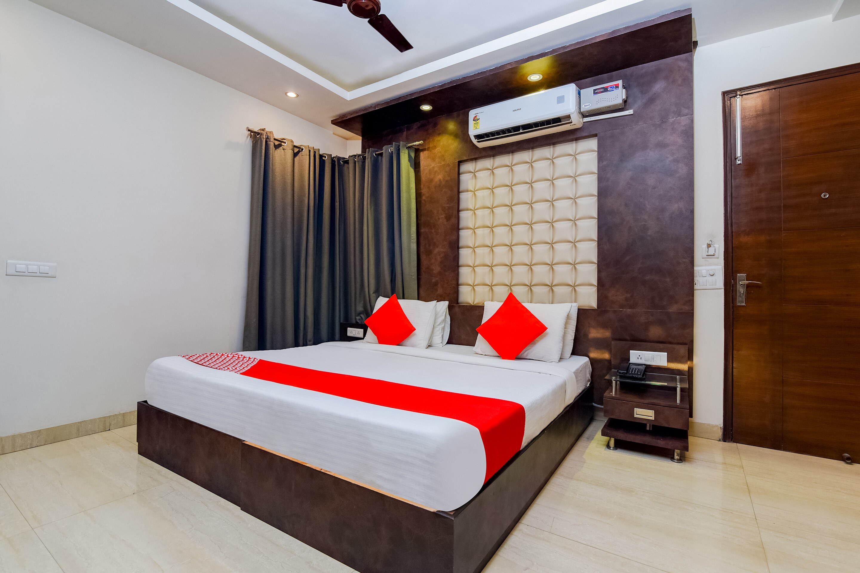 OYO 10257 Hotel Lotus Park Gurgaon INR 240 OFF   2  1  3  3                           