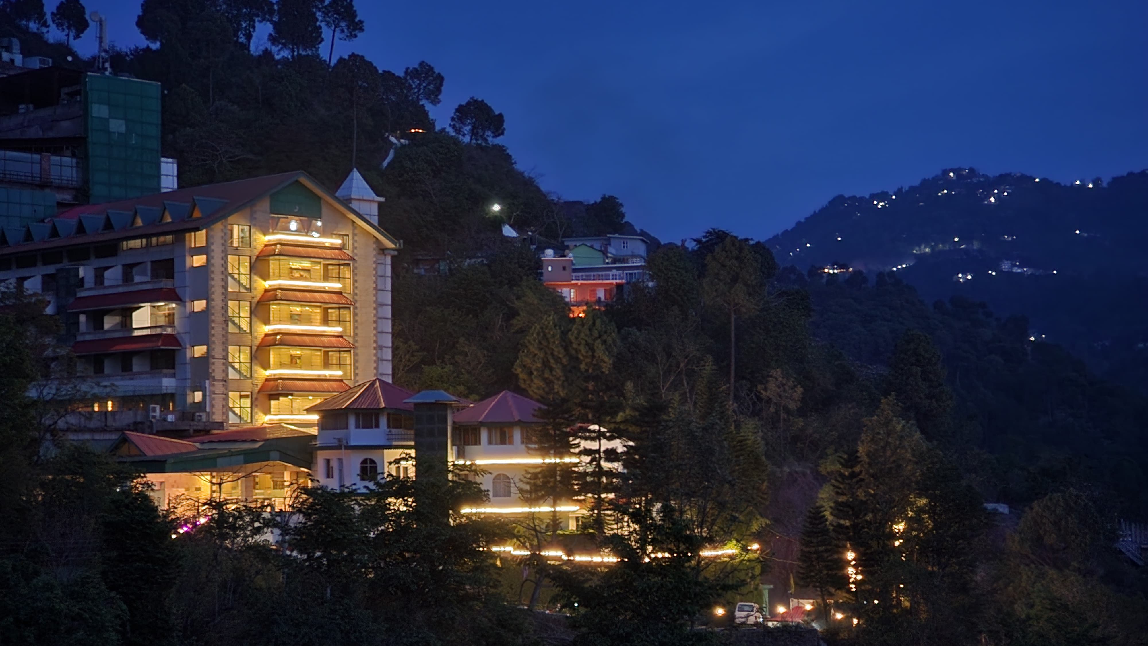 The Royal Ark, Kasauli 𝗕𝗢𝗢𝗞 Kasauli Hotel