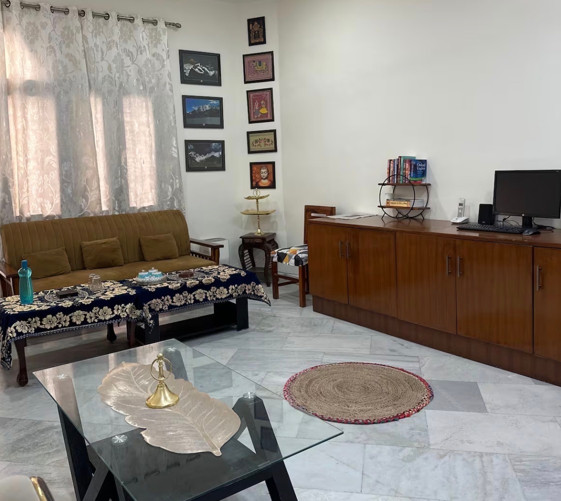 The Orchard 𝗕𝗢𝗢𝗞 Delhi Apartment