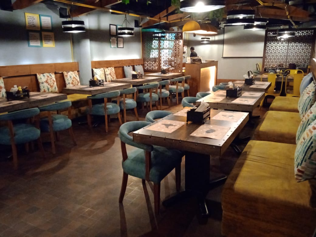 DIALOGUE CAFE