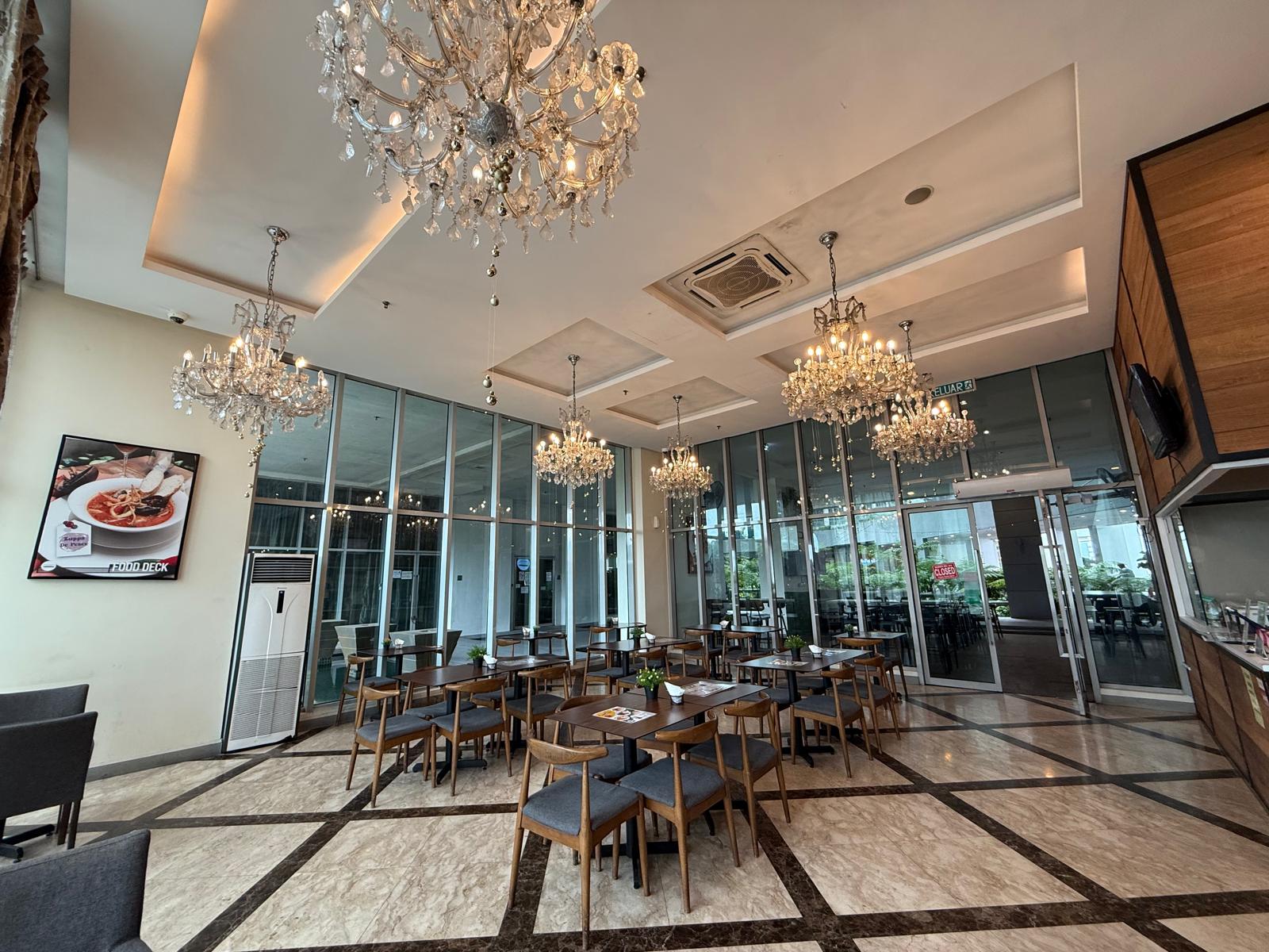 Food Deck @ Upper View Regalia