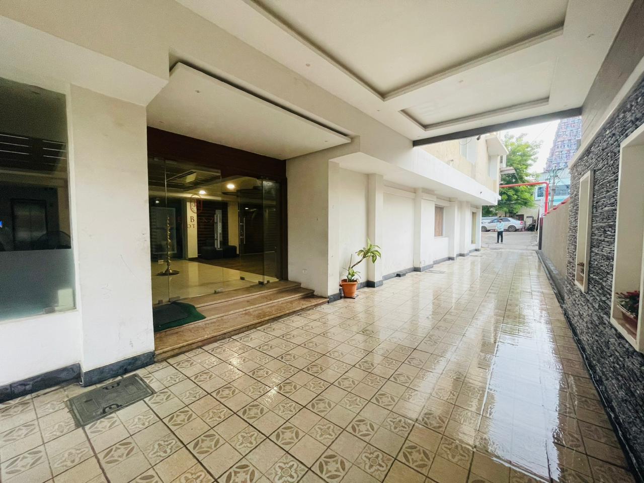 LEE BENZ-ARK HOTEL 𝗕𝗢𝗢𝗞 Kumbakonam Hotel