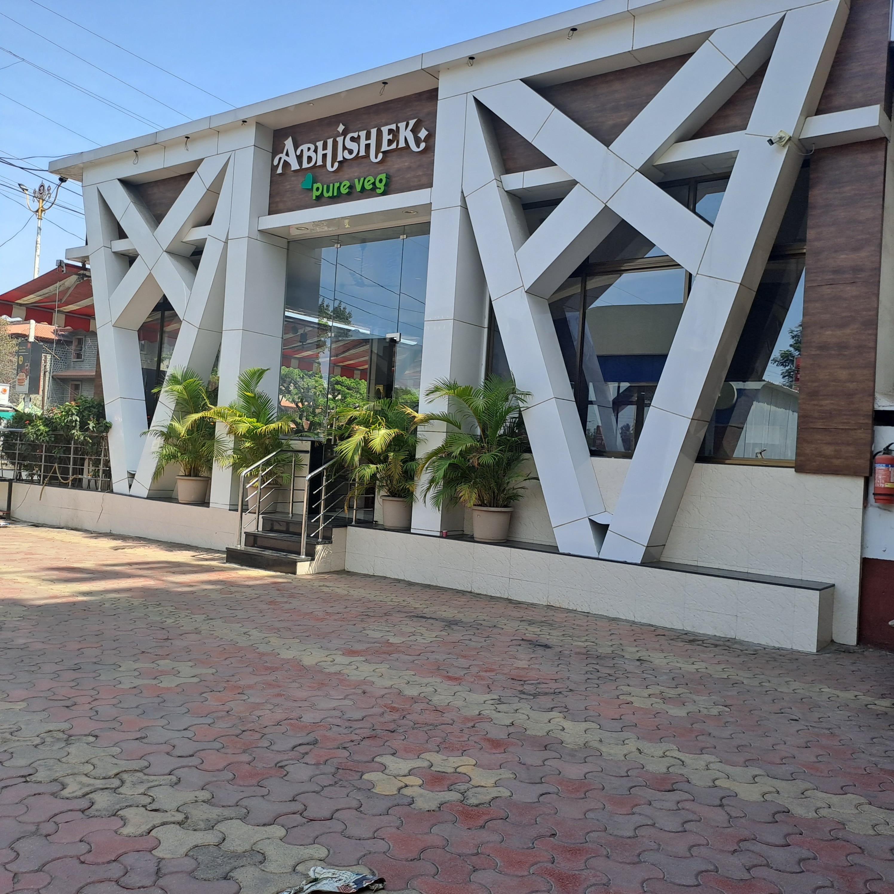 hotel abhishek