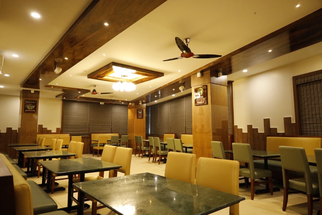 Ruchi Fine Dine (Hotel Grand Inn)