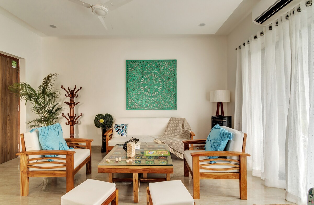 Curated visual reference: Visual Reference: Serene 3Br Penthouse Casa Graca By Earthyrooms 𝗕𝗢𝗢𝗞 Goa Apartment