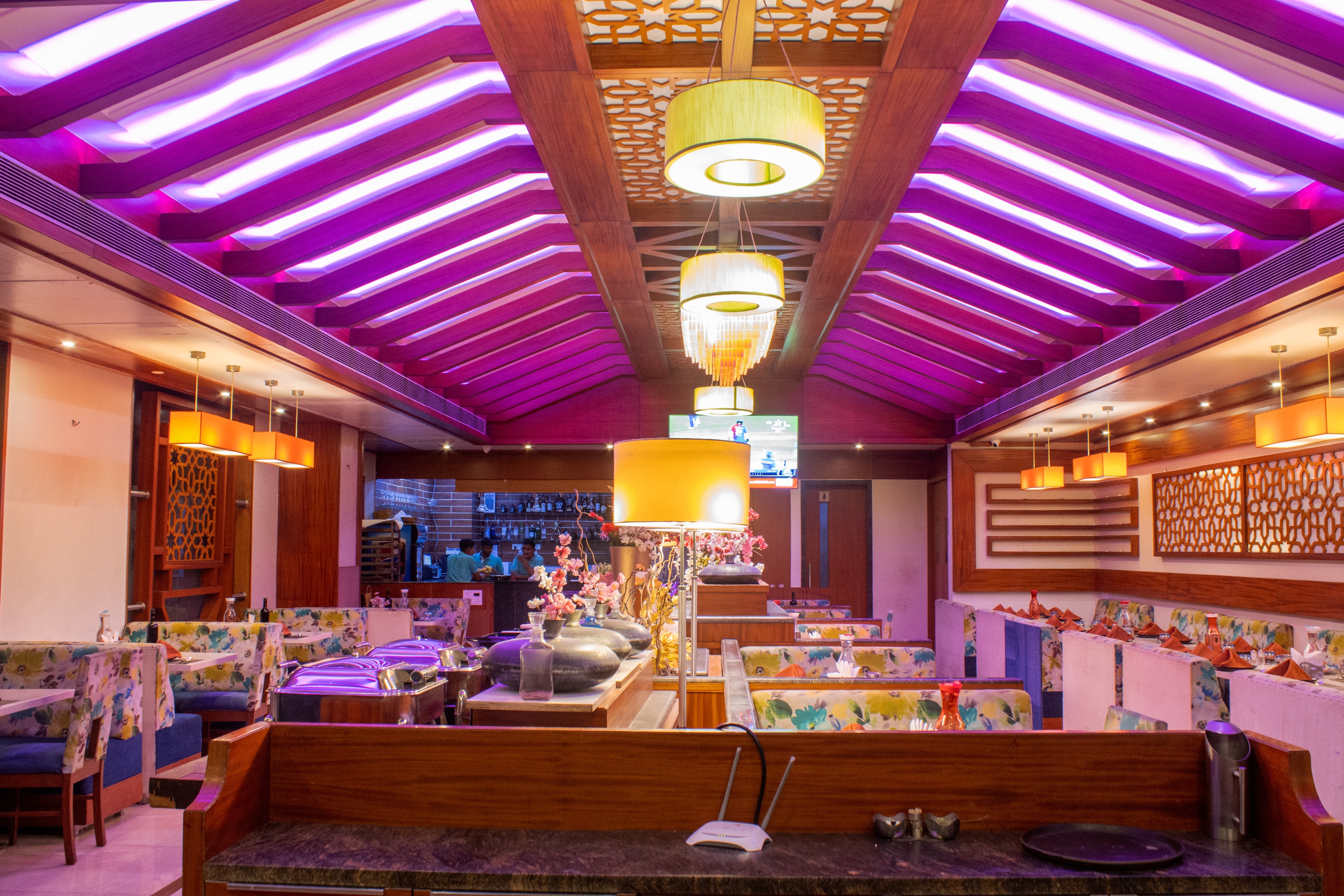 Oceanic Bar & Restaurant