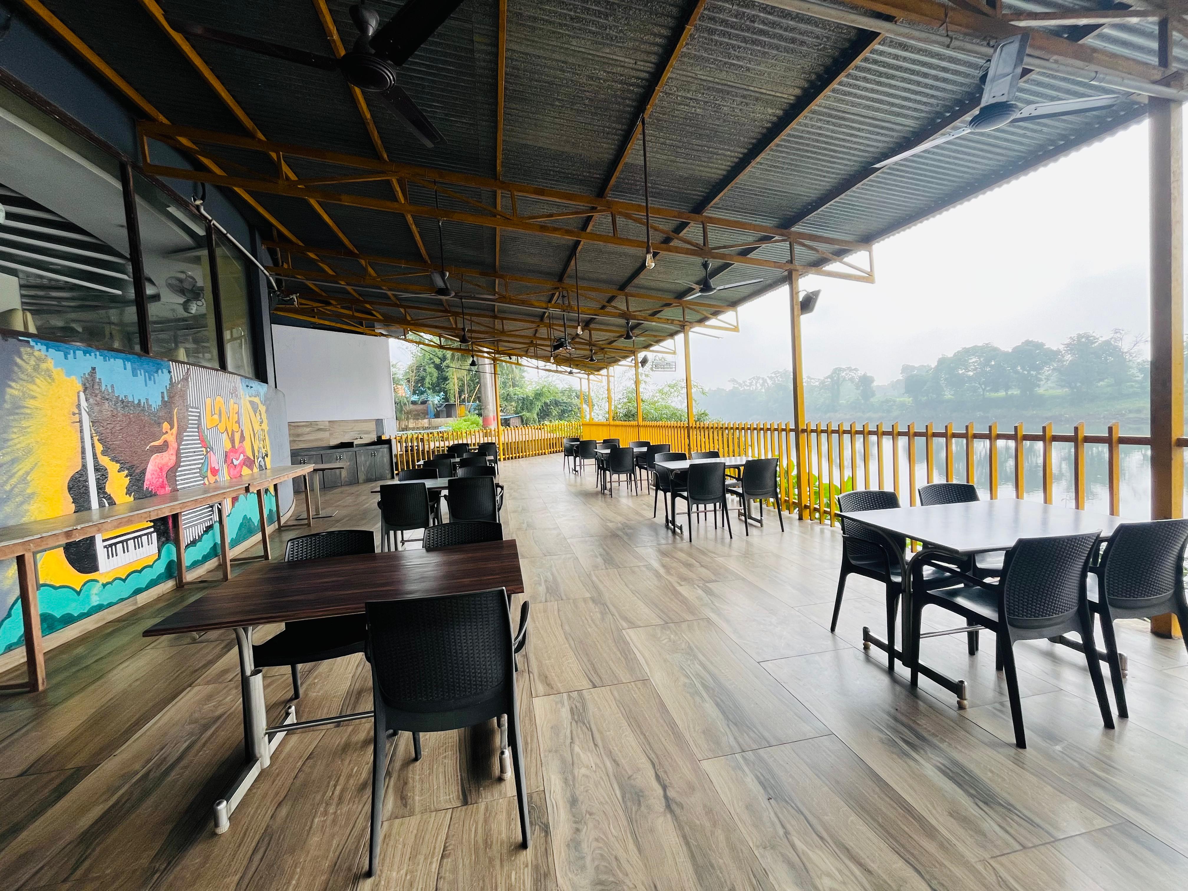 Visava Riverside Restaurant