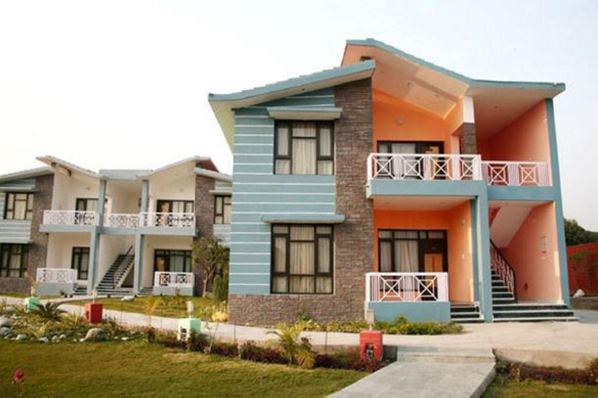 Aamod Resort & Spa