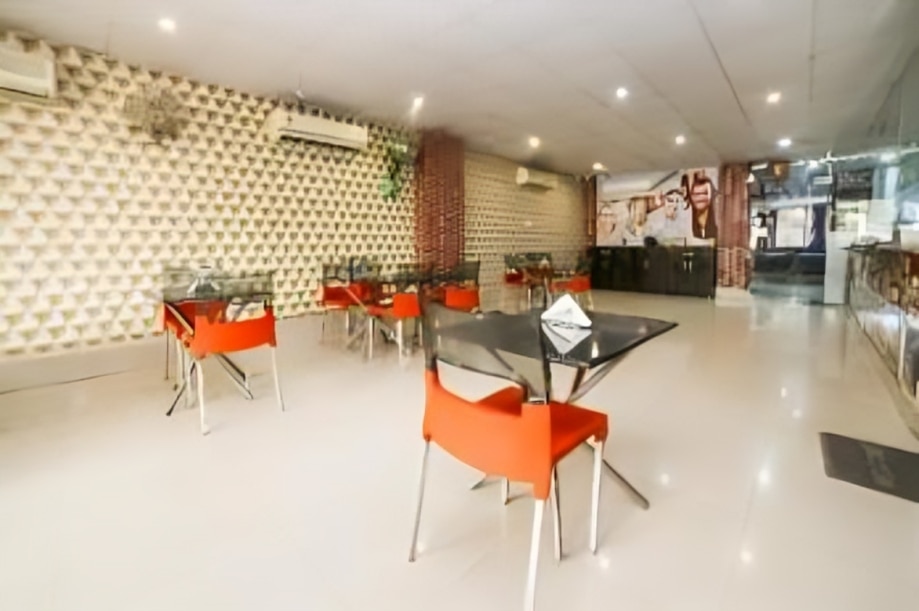 MELANGER TREAT RESTAURANT