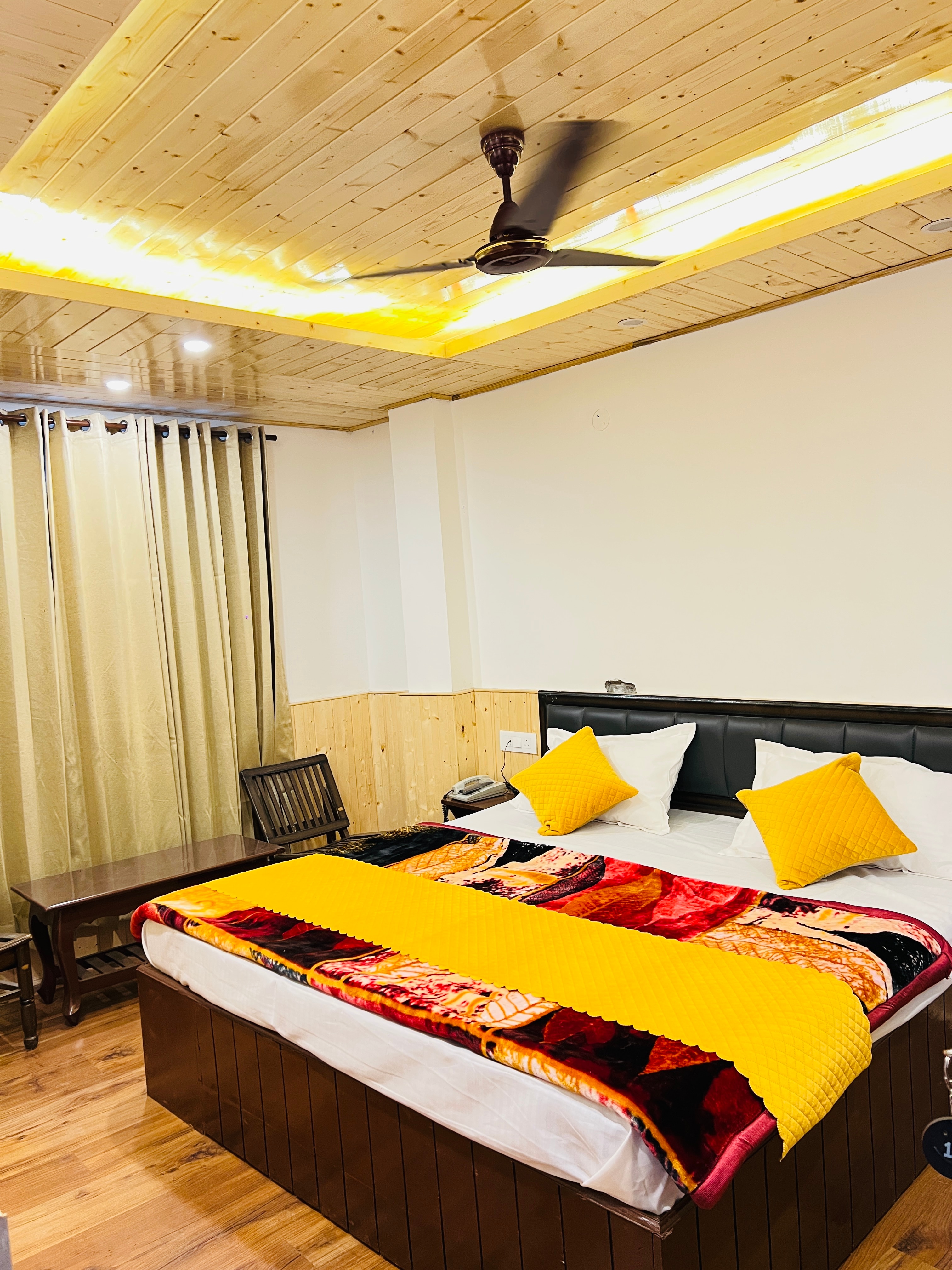 Hotel galaxy inn manali 𝗕𝗢𝗢𝗞 Manali Apartment