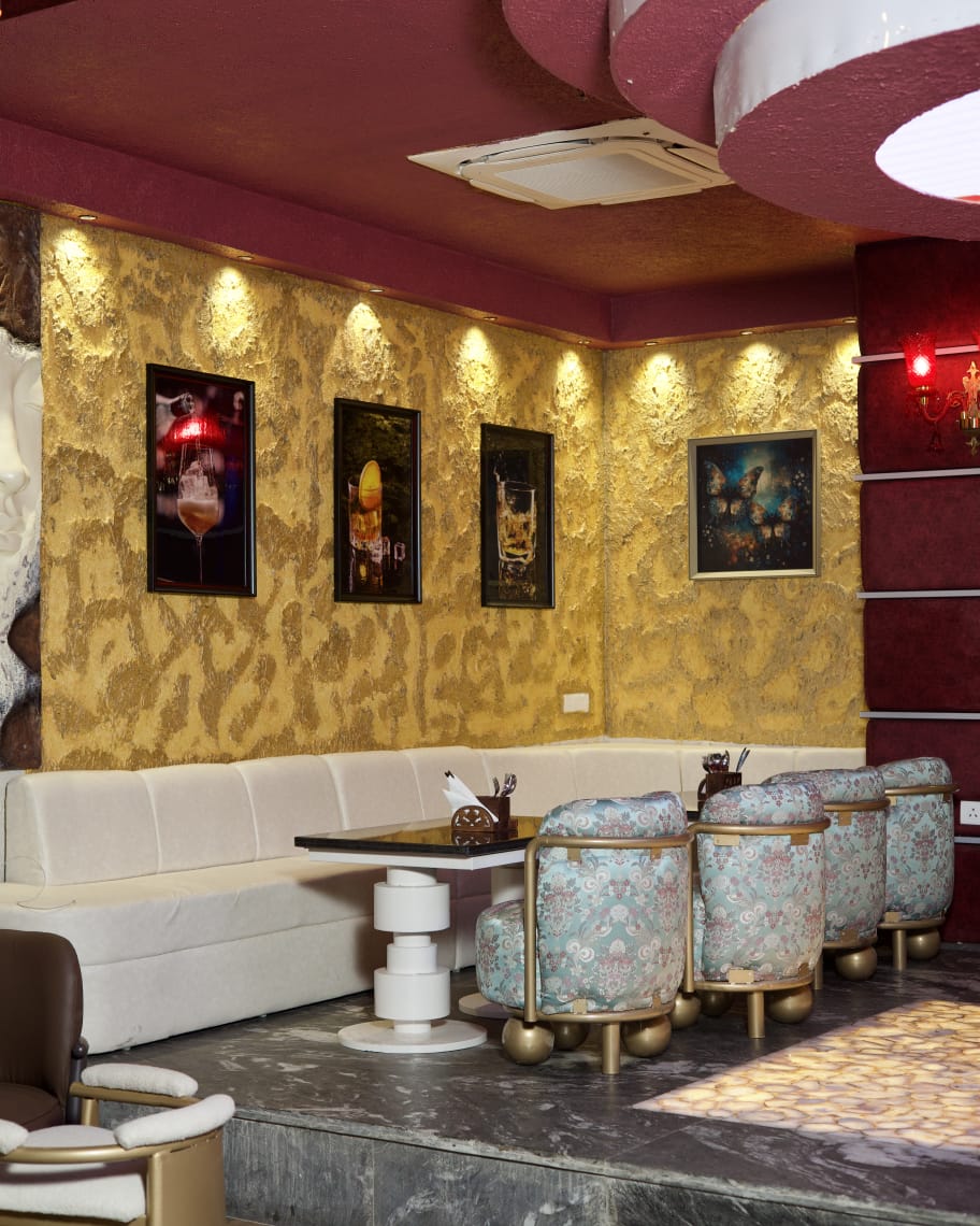 ATHENAA LUX NIGHT CLUB