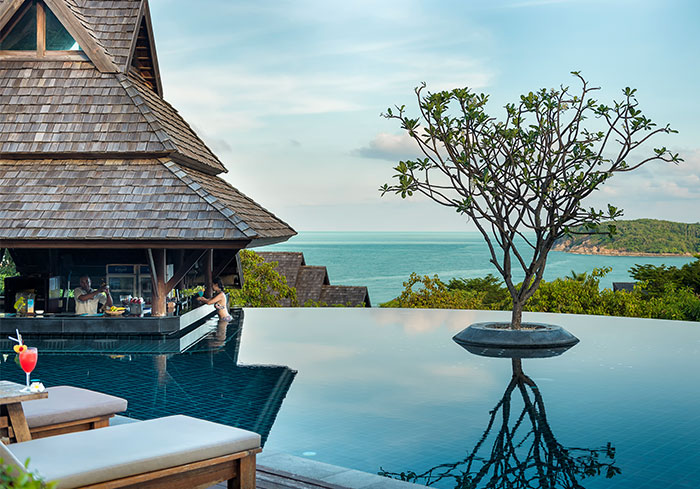 Pool Bar