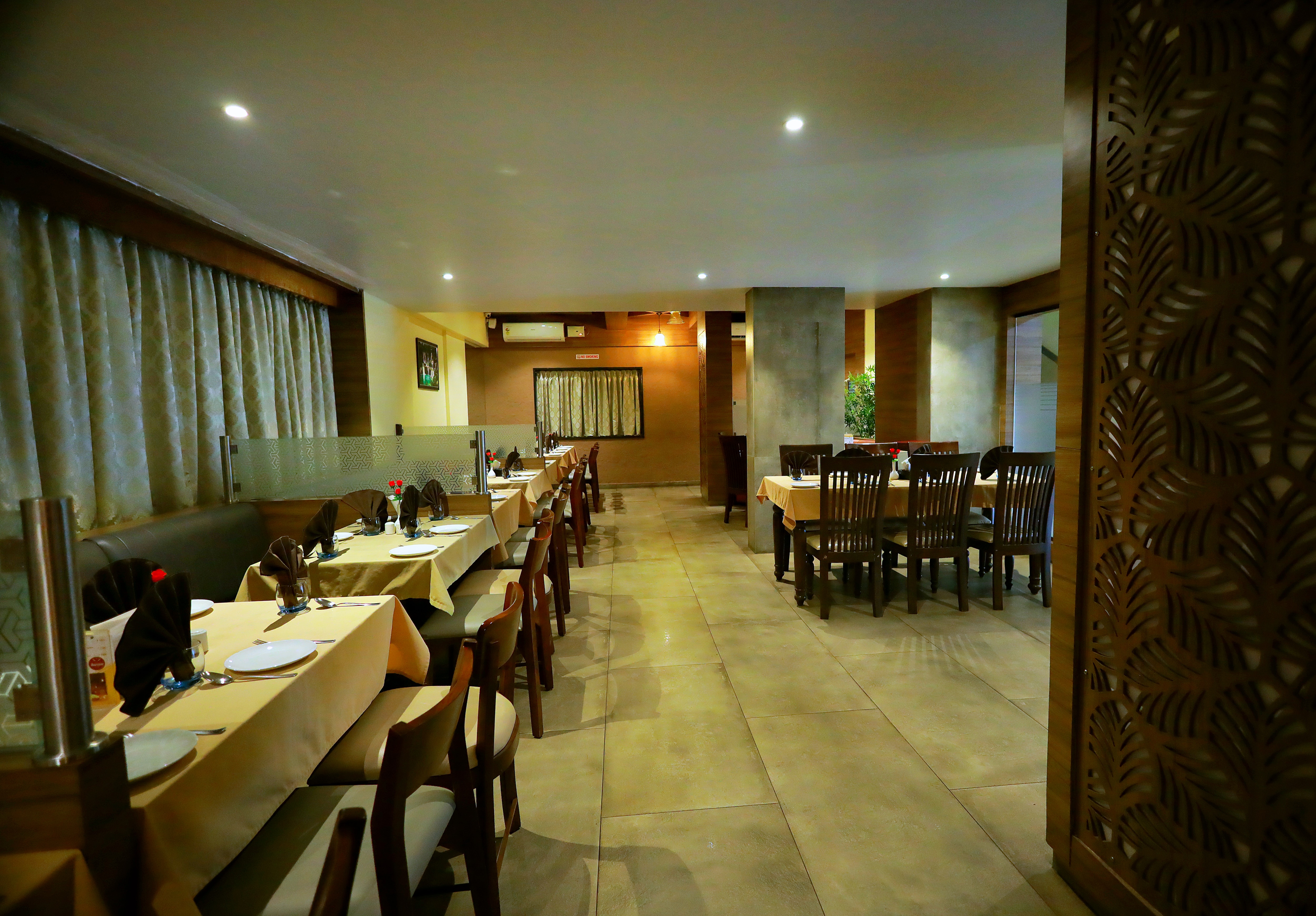 Sarova Family Bar and Restaurant