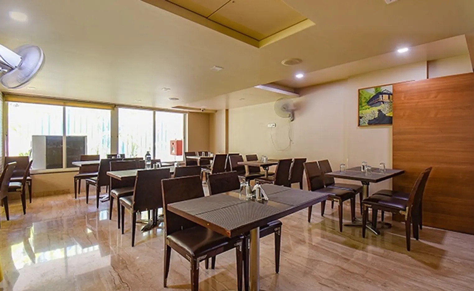 ELEMENTS-Multi-Cuisine Family Restaurant