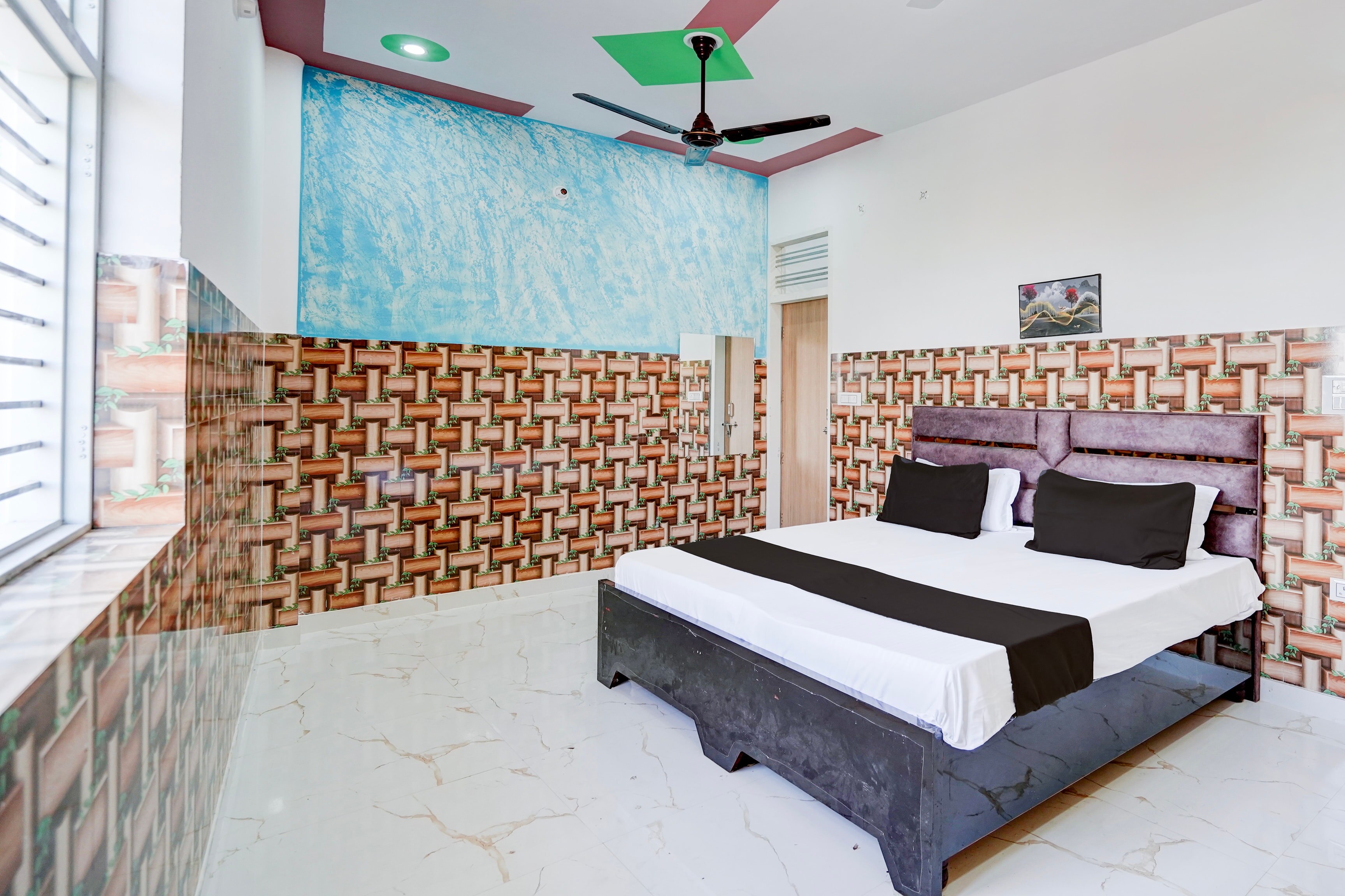 SPOT ON Vaid Ji Guest House Hapur - Reviews, Photos & Offer
