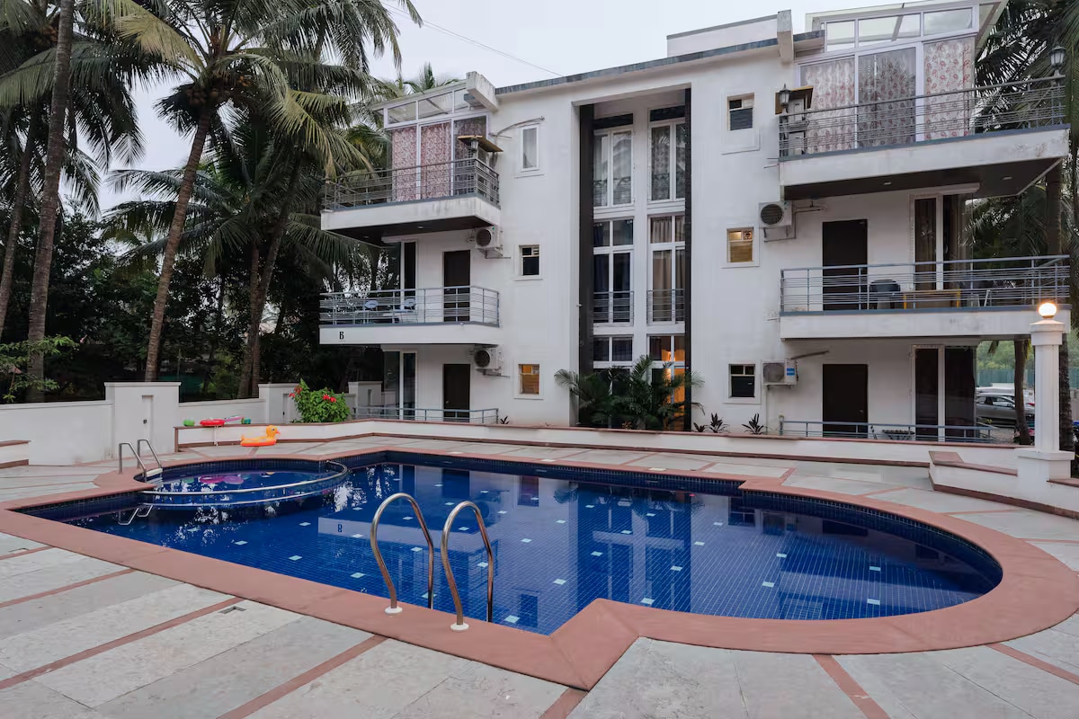 Chic 2BHK in Central North Goa 𝗕𝗢𝗢𝗞 Goa Apartment