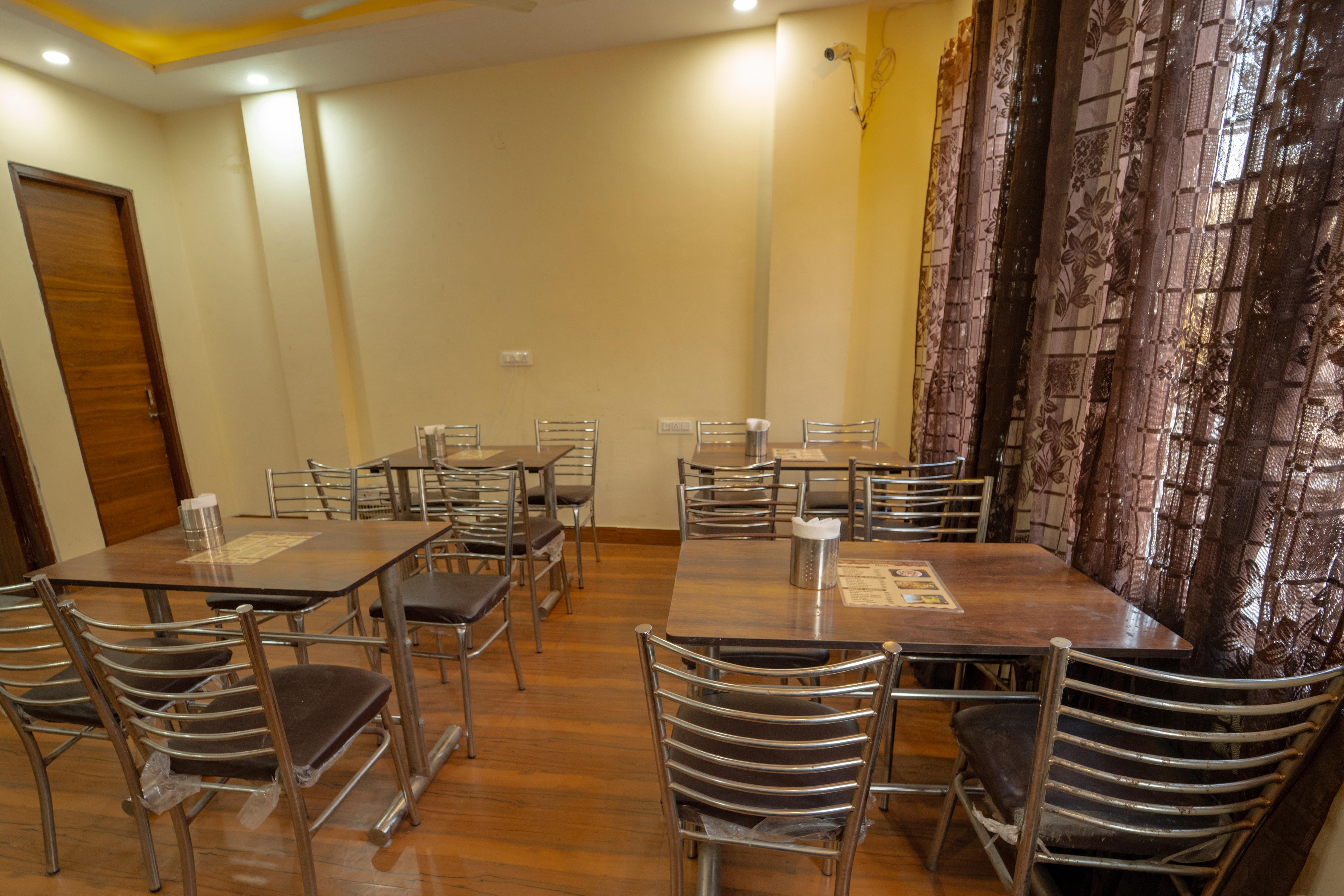 Tarry Town Restaurant