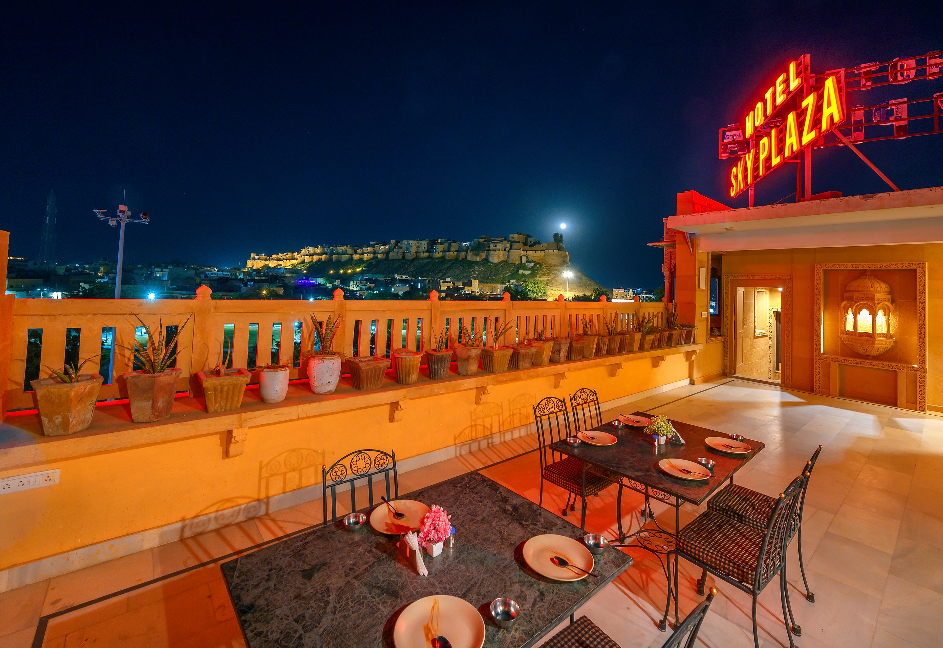 Hotel Sky Plaza