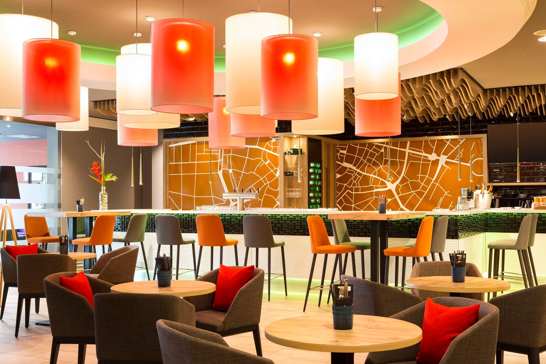 ISAR3 Restaurant, Lounge & Cafe