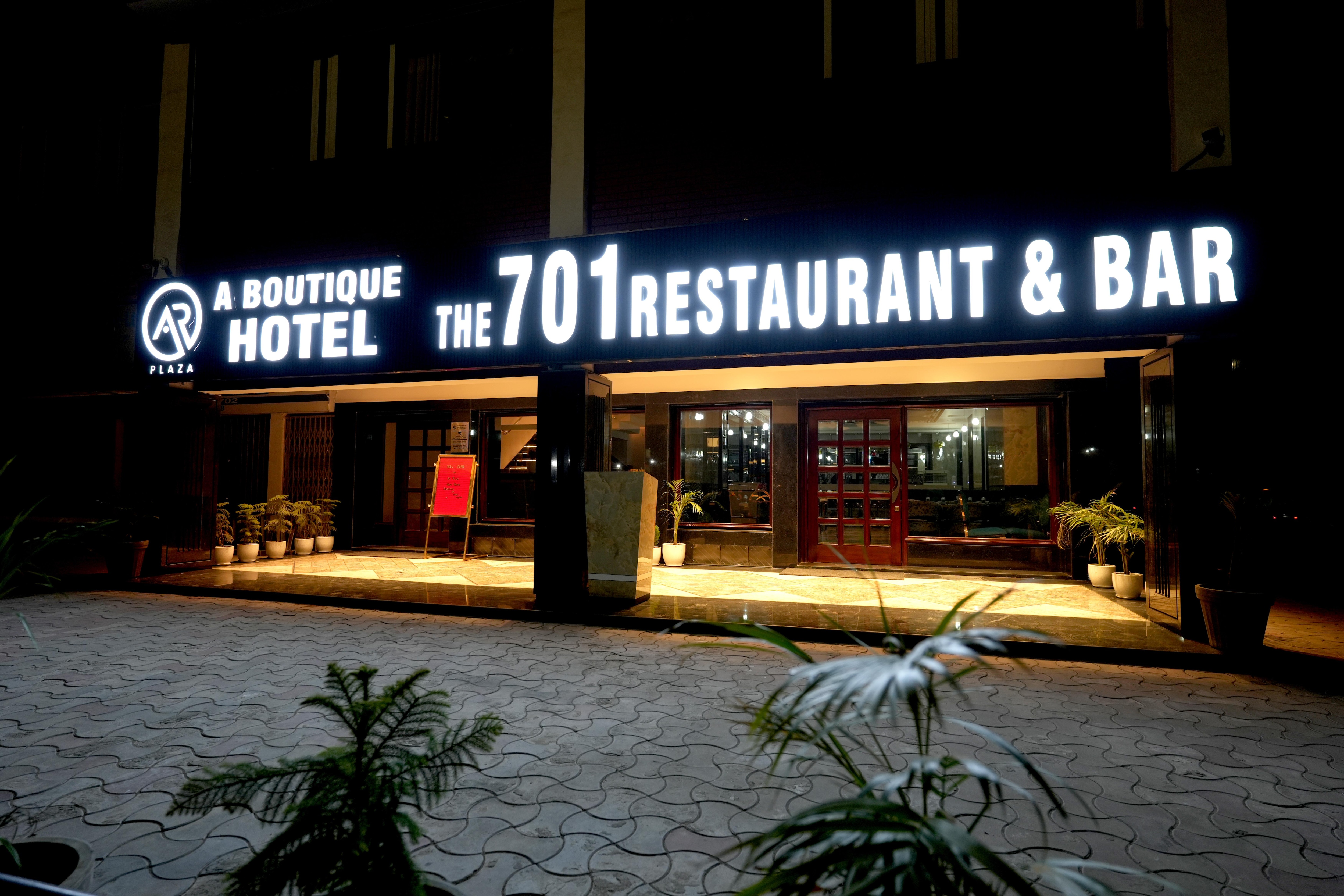 The 701 Restaurant & Bar