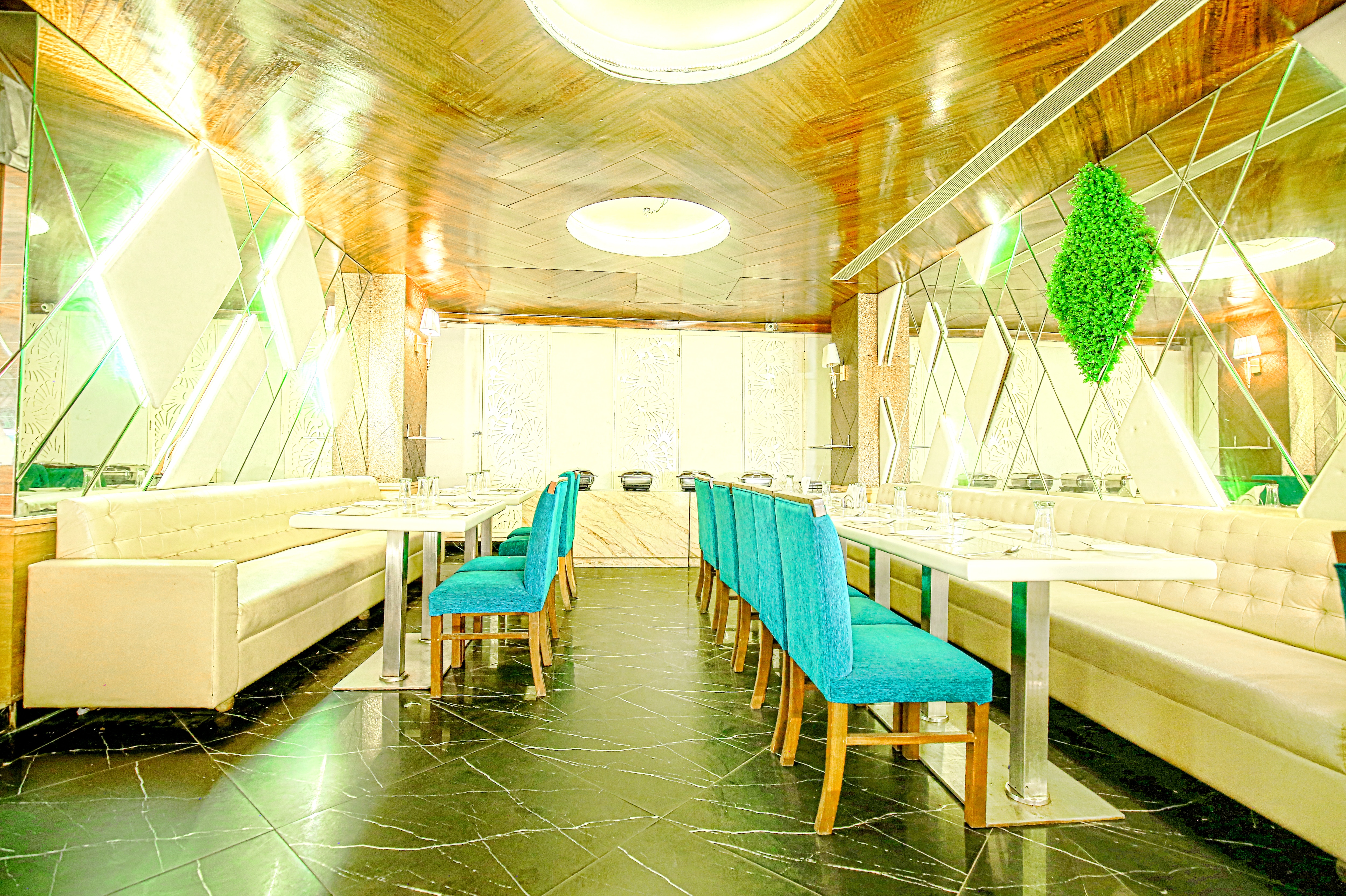 Silky Resorts - Beer Bar & Restaurant