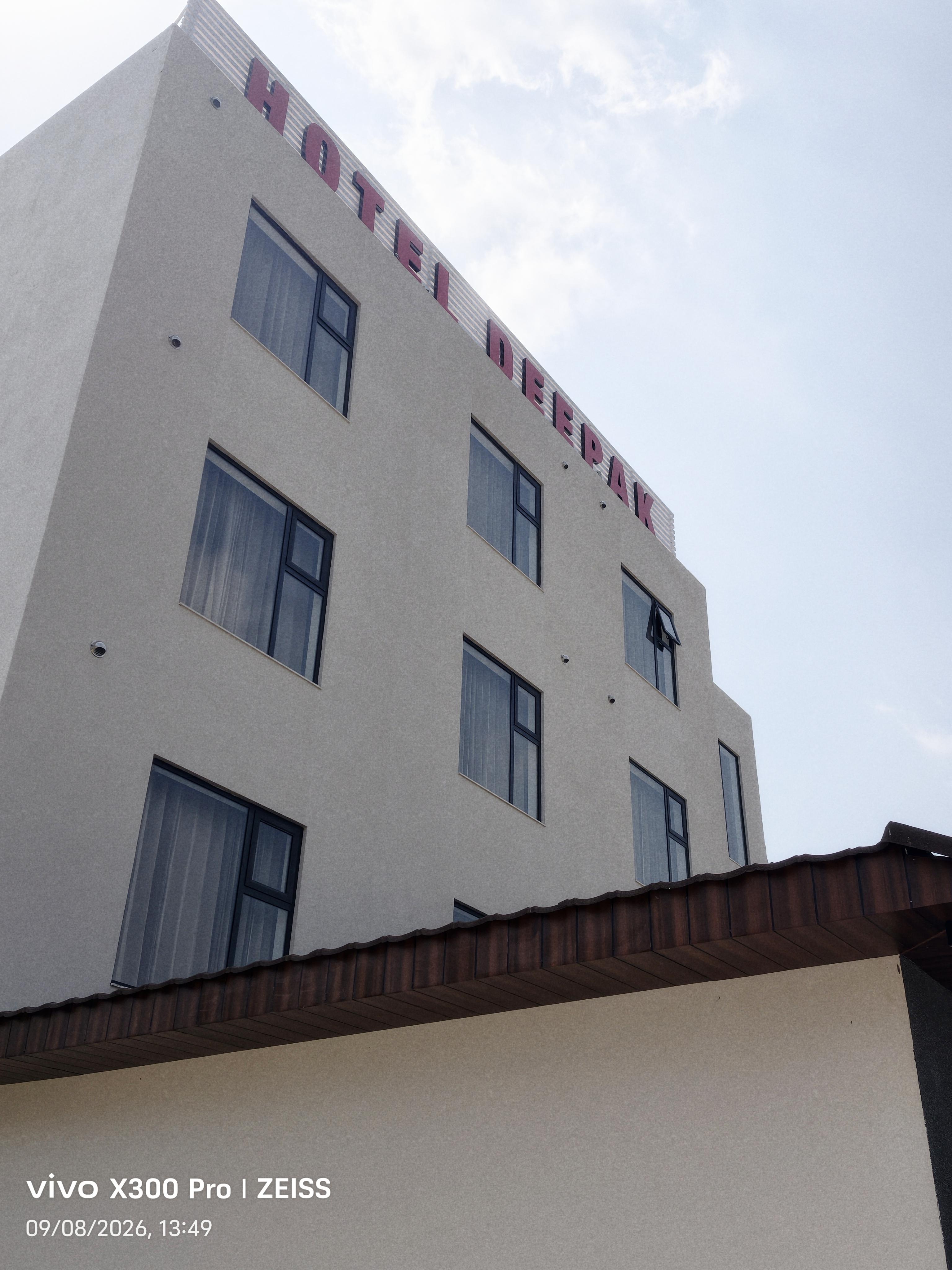 DEEPAK RESTAURANT