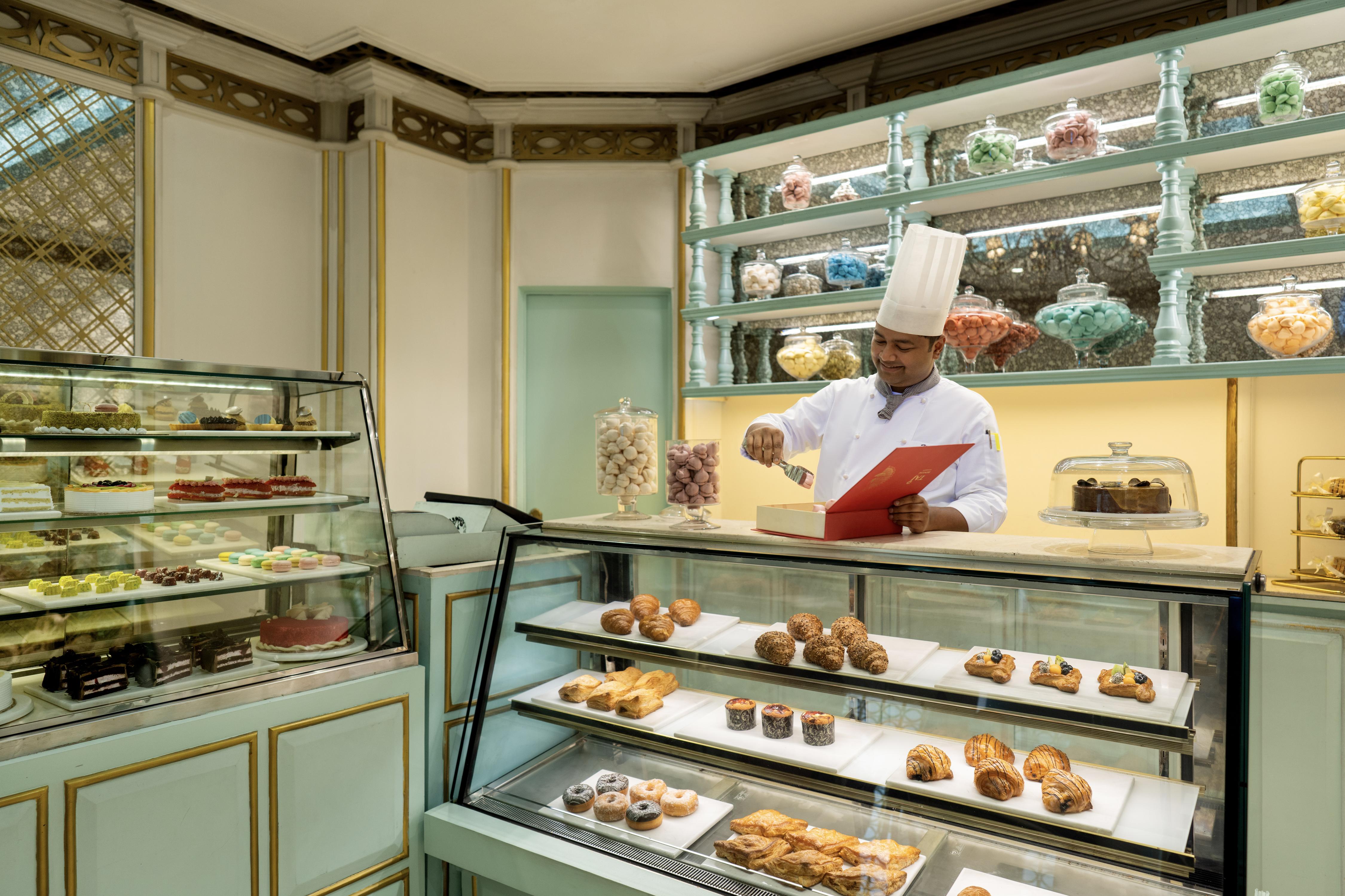 La Patisserie & Deli