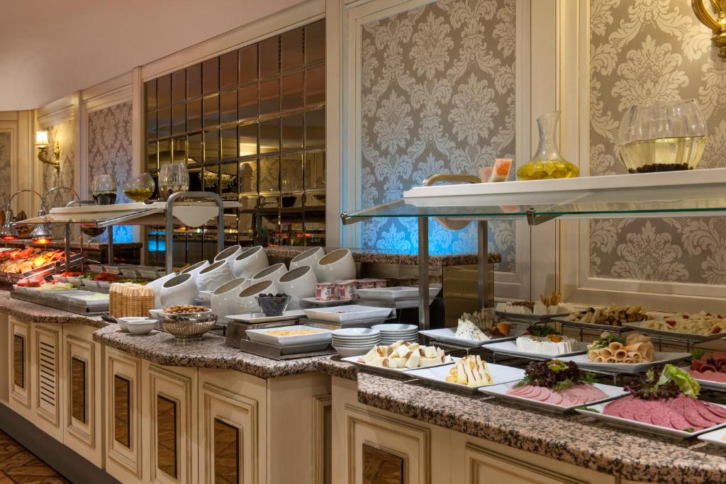 Main Restaurant