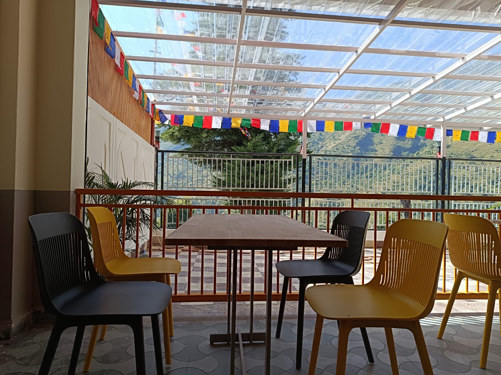Cafe TSR