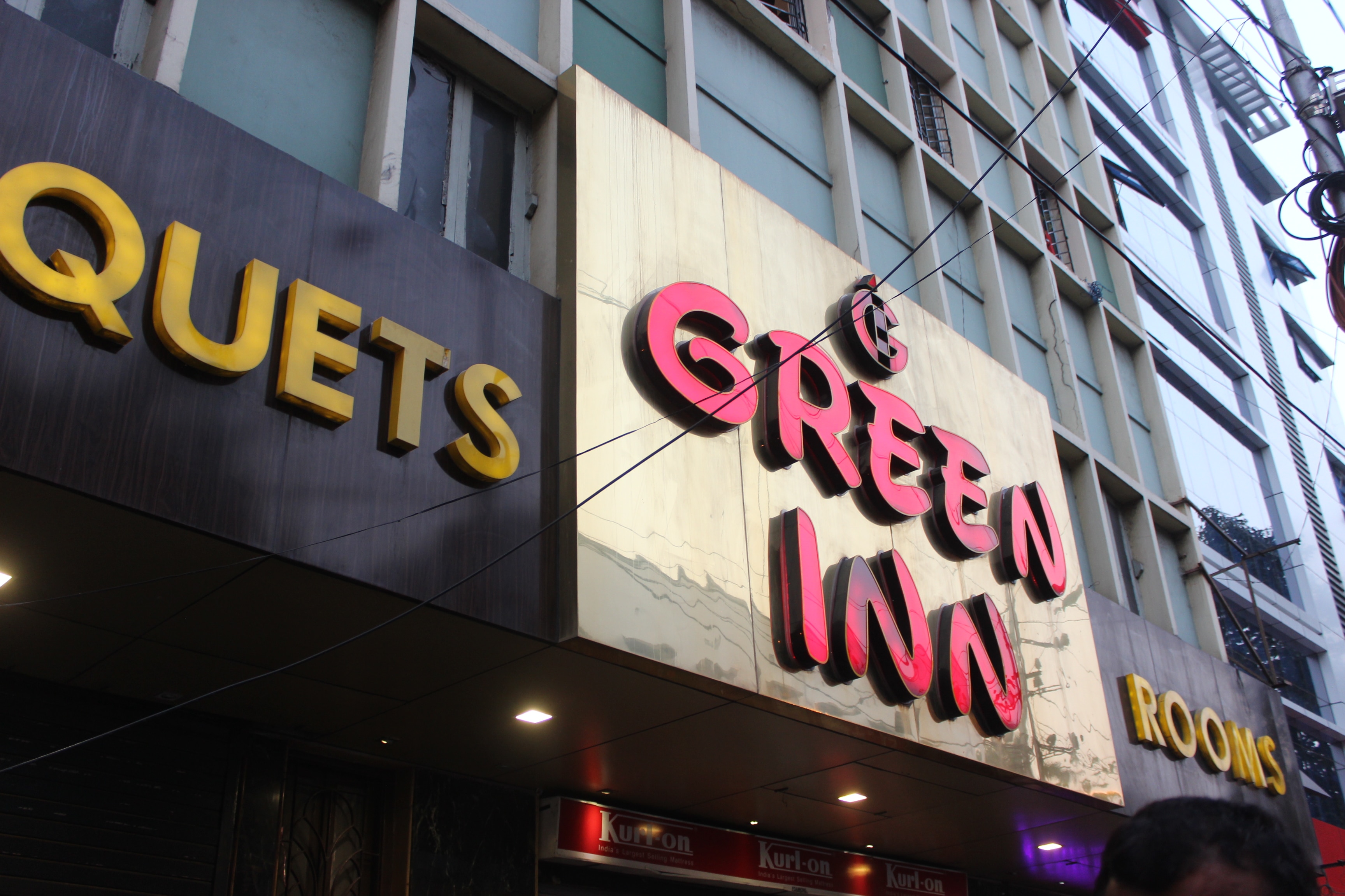 Green Inn 𝗕𝗢𝗢𝗞 Kolkata Hotel