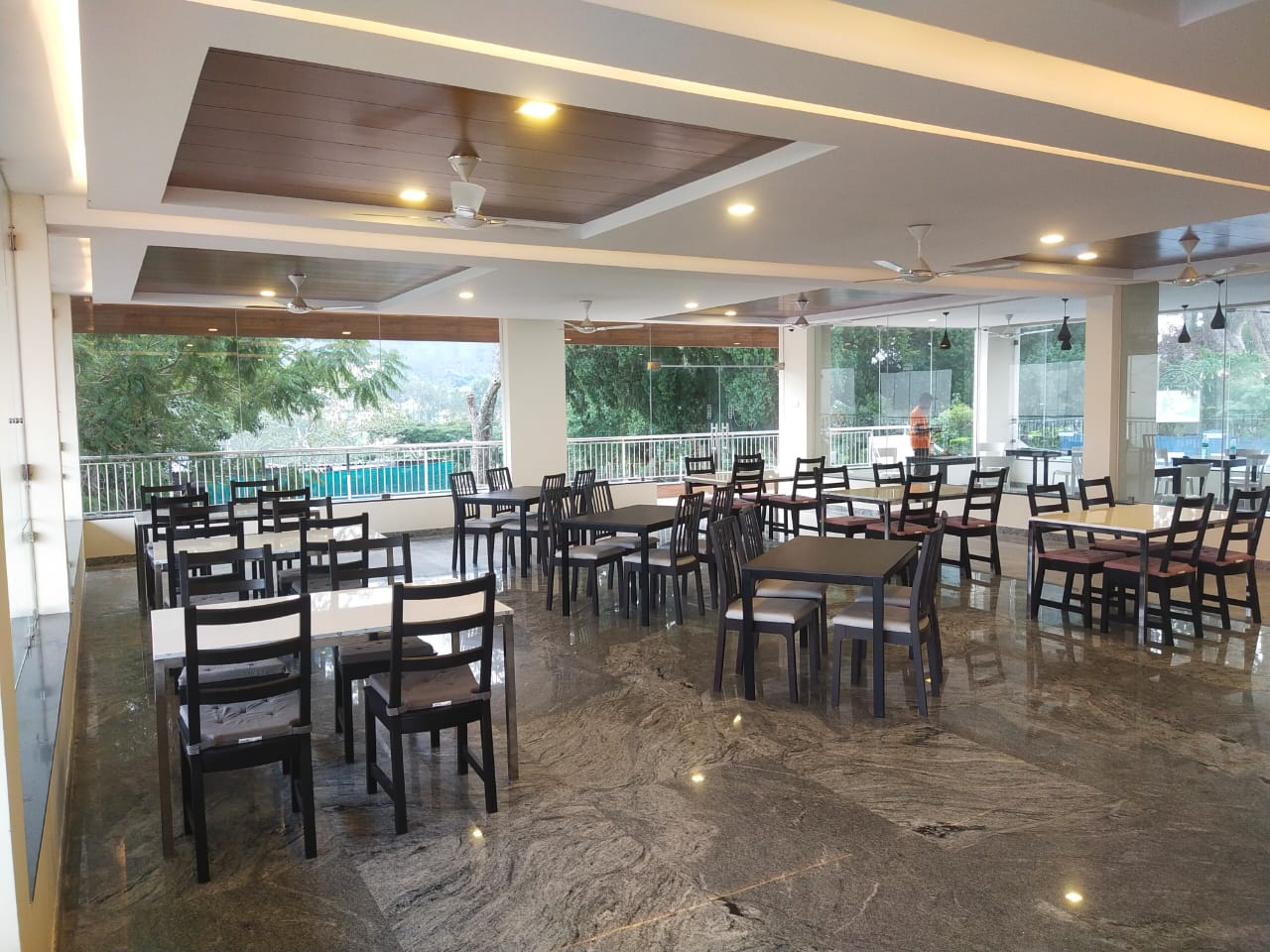 CLIFF  VIEW  RESTAURANT