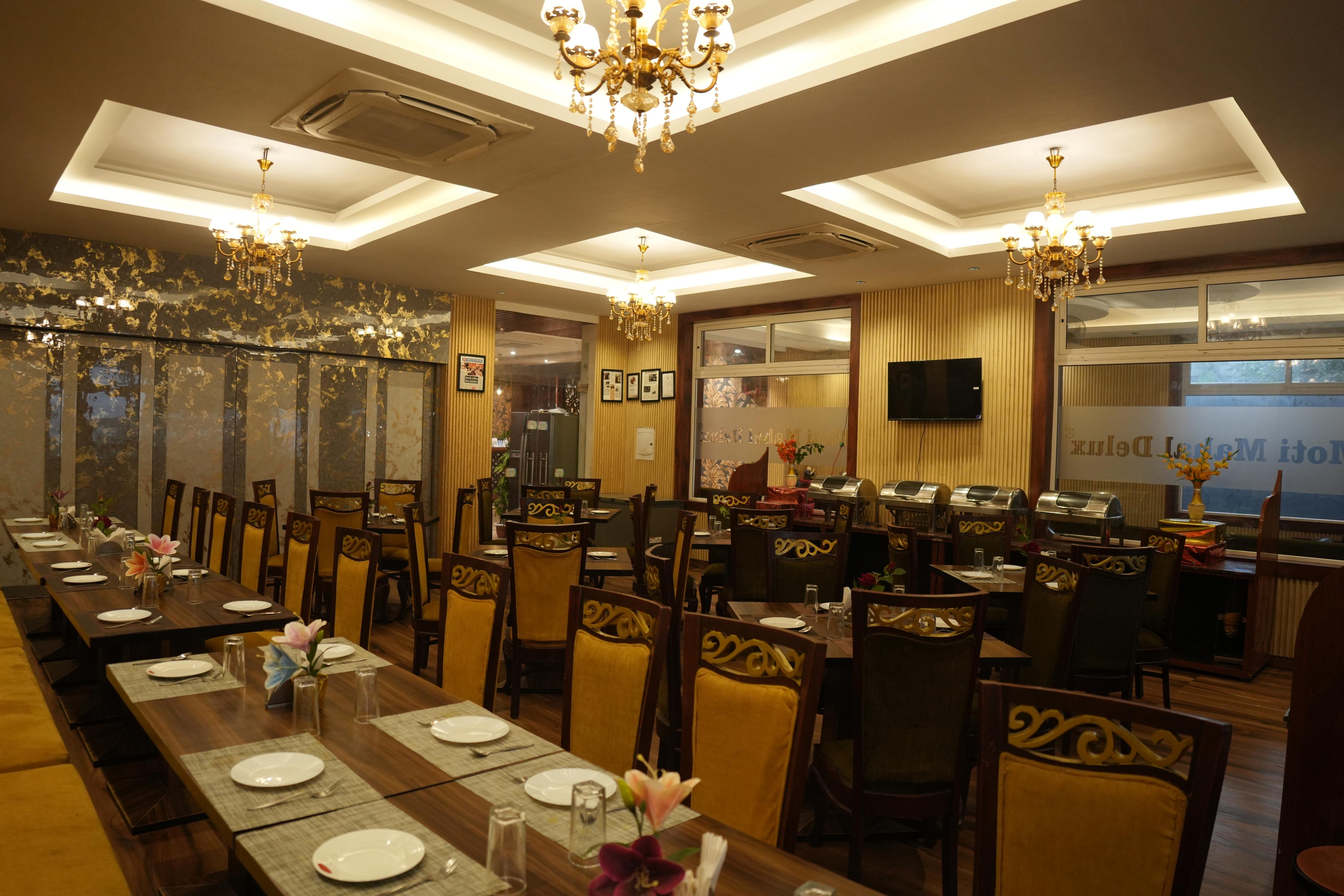 Moti Mahal Delux