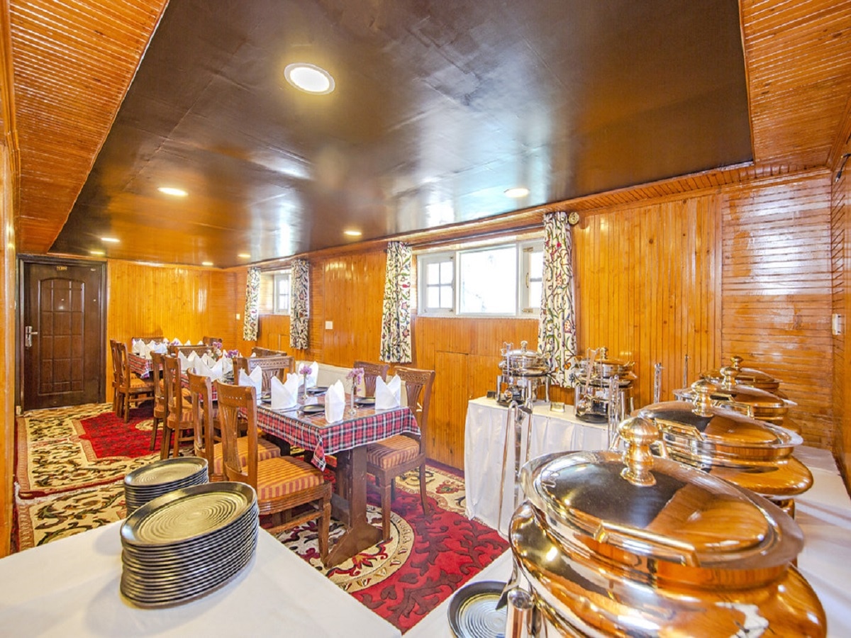Gulmarg Ski Hill Resort Restaurant
