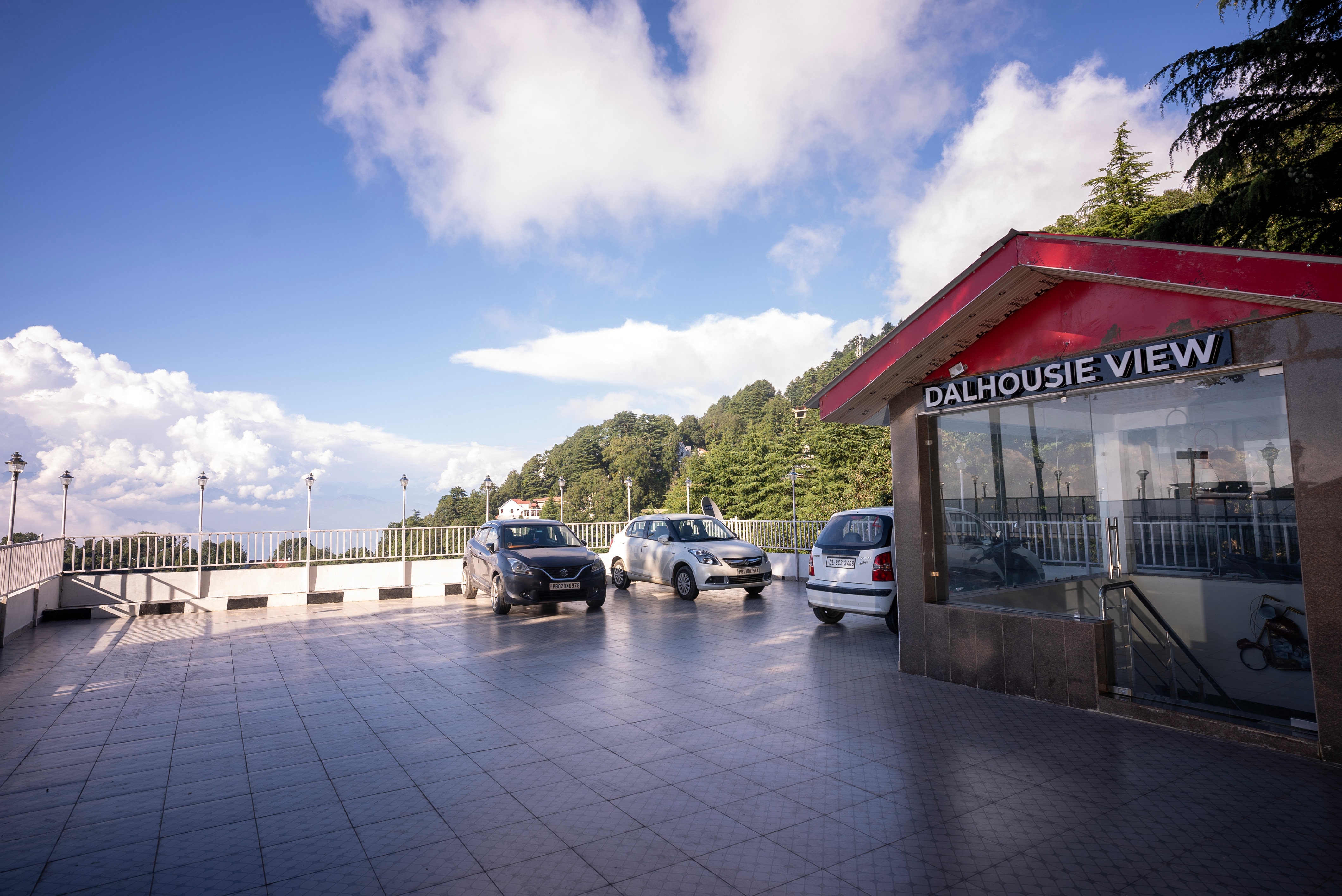 Hotel Dalhousie View 𝗕𝗢𝗢𝗞 Dalhousie Hotel