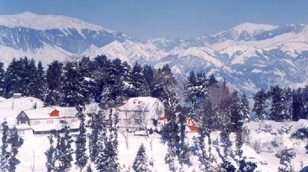 Alps Resorts - The Mall, Dalhousie