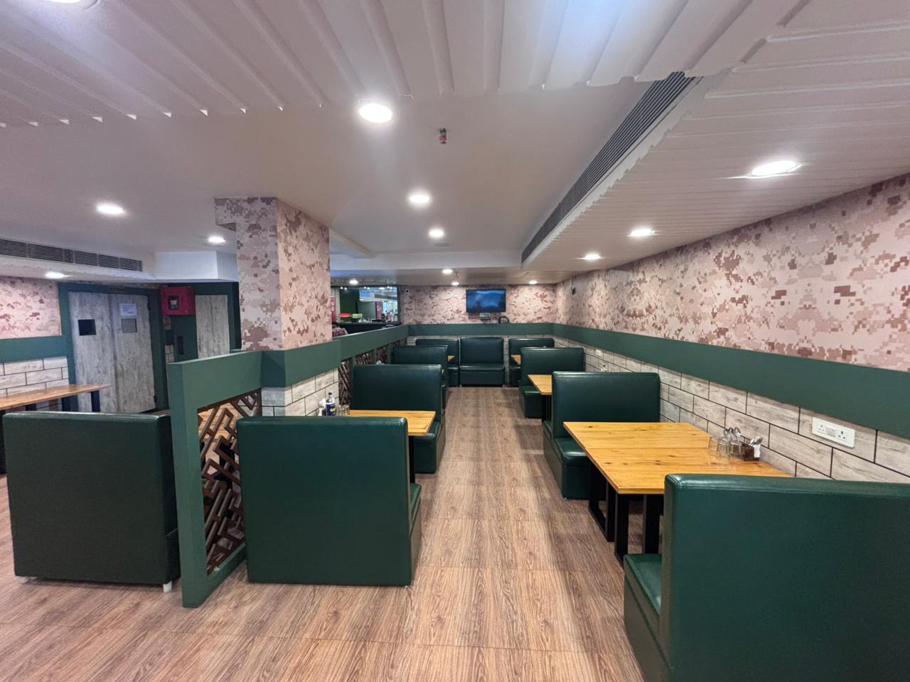 THE PLATOON CAFE & RESTARUNT