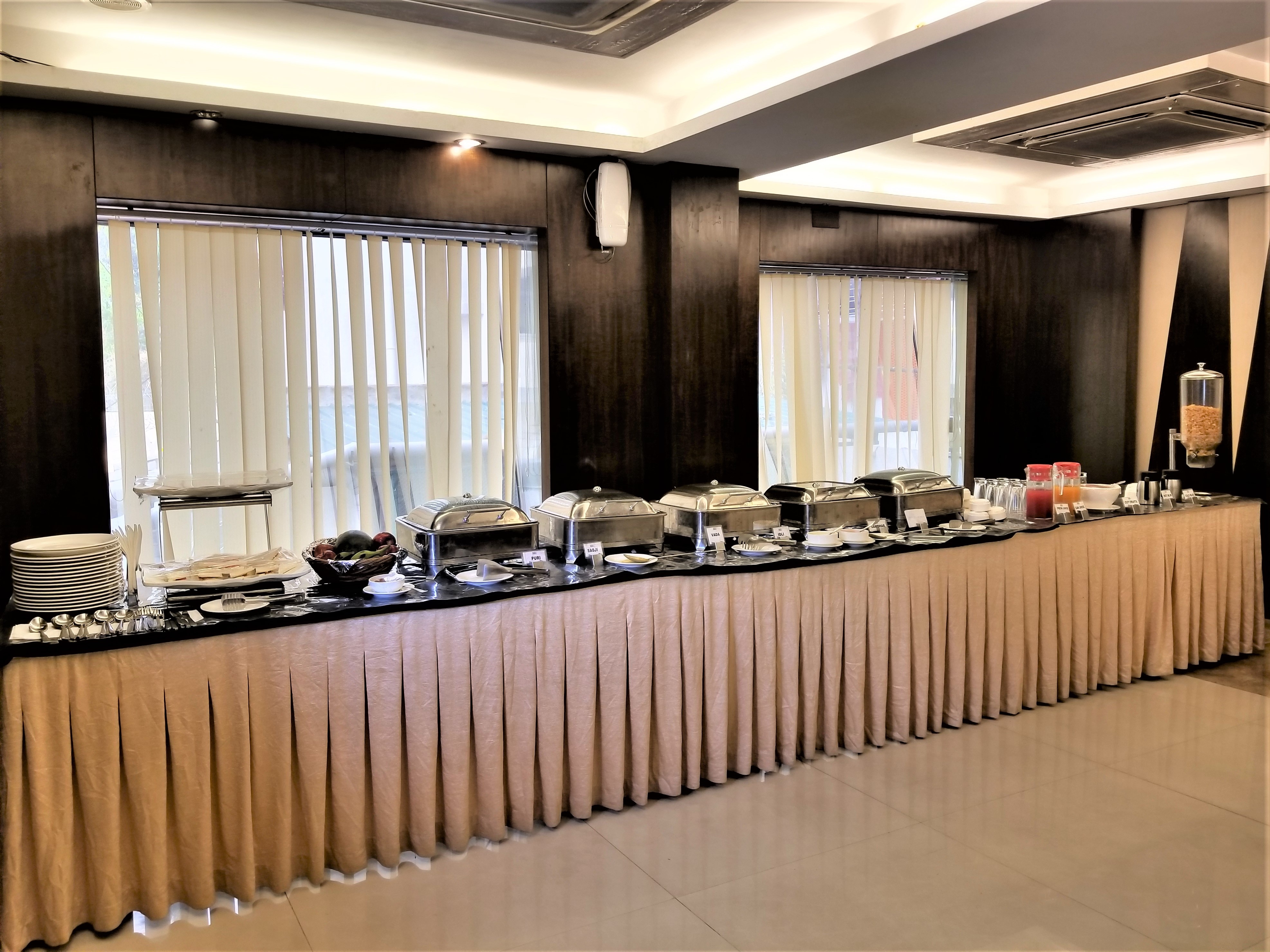 M-BITES Restaurant