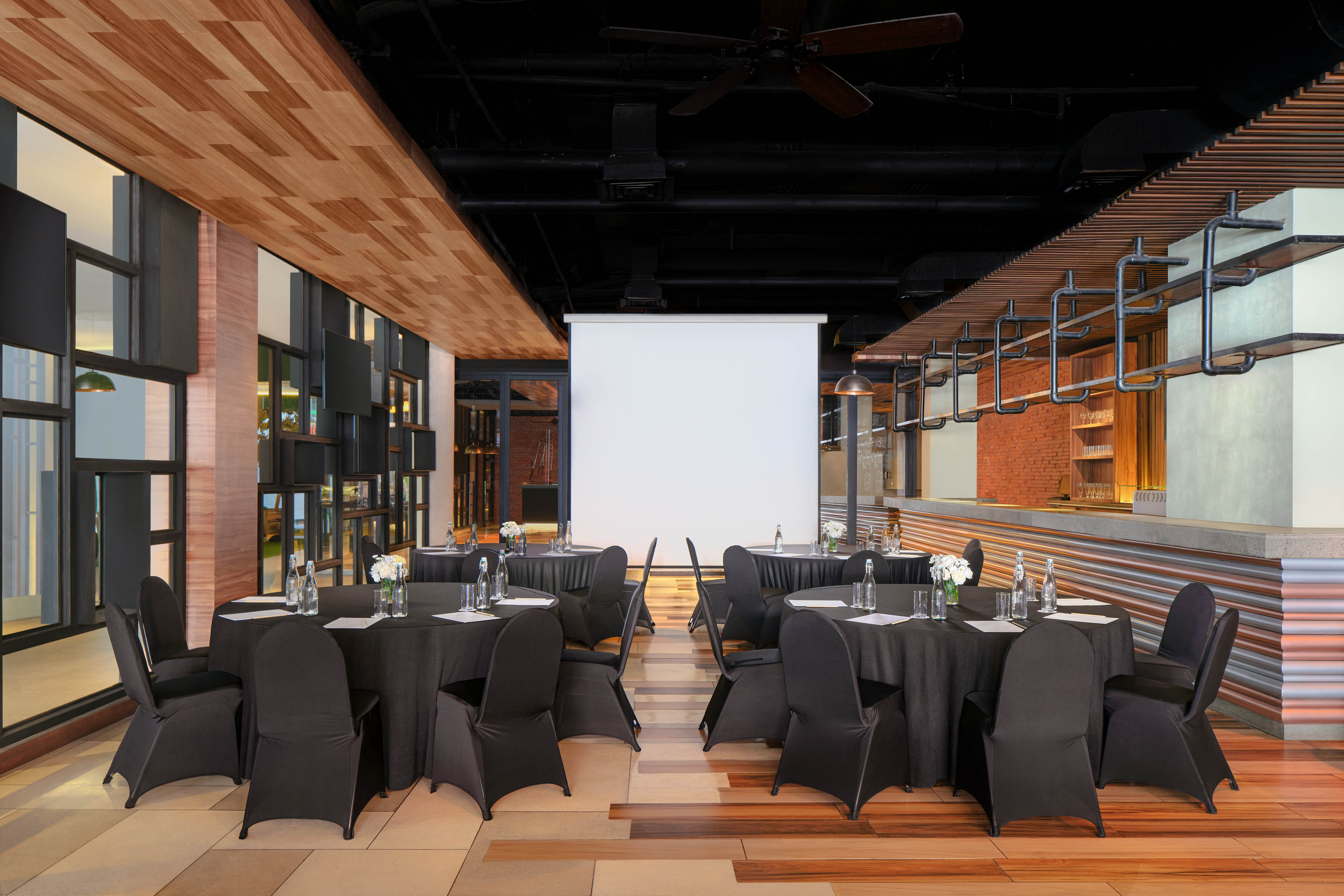 Dery's Restaurant