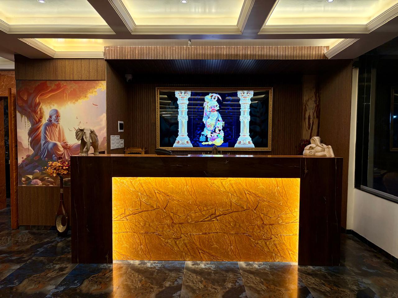 MANI HOTEL AND RESTAURANT