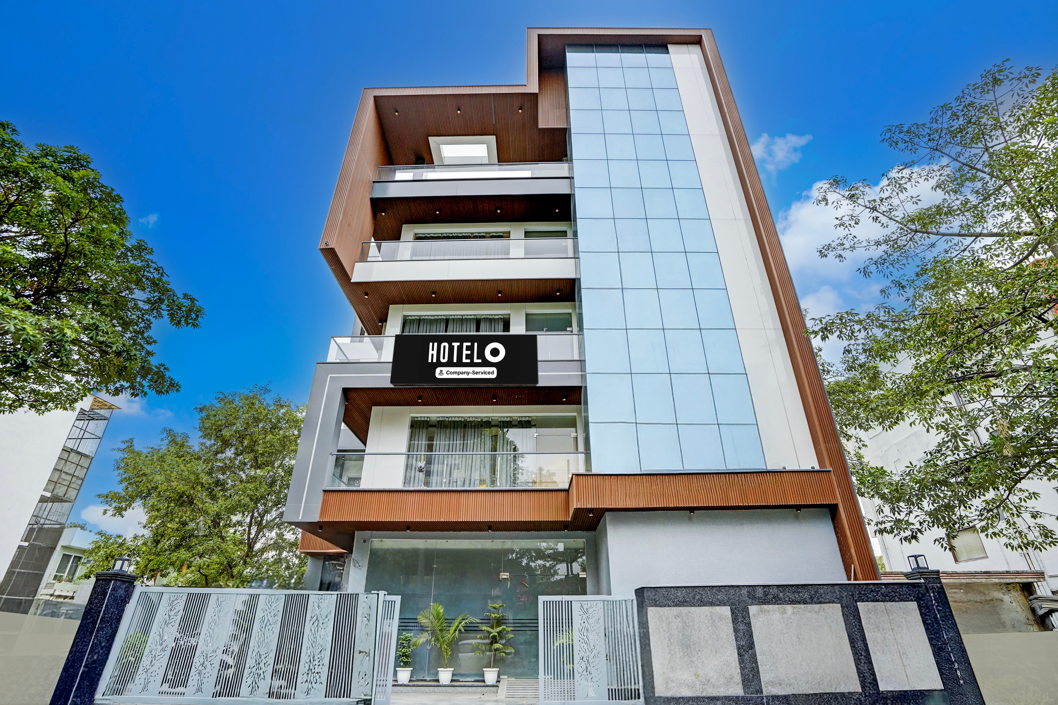 Super Hotel O Expo Mart Ansal Golf Link 1 𝗕𝗢𝗢𝗞 Noida Hotel