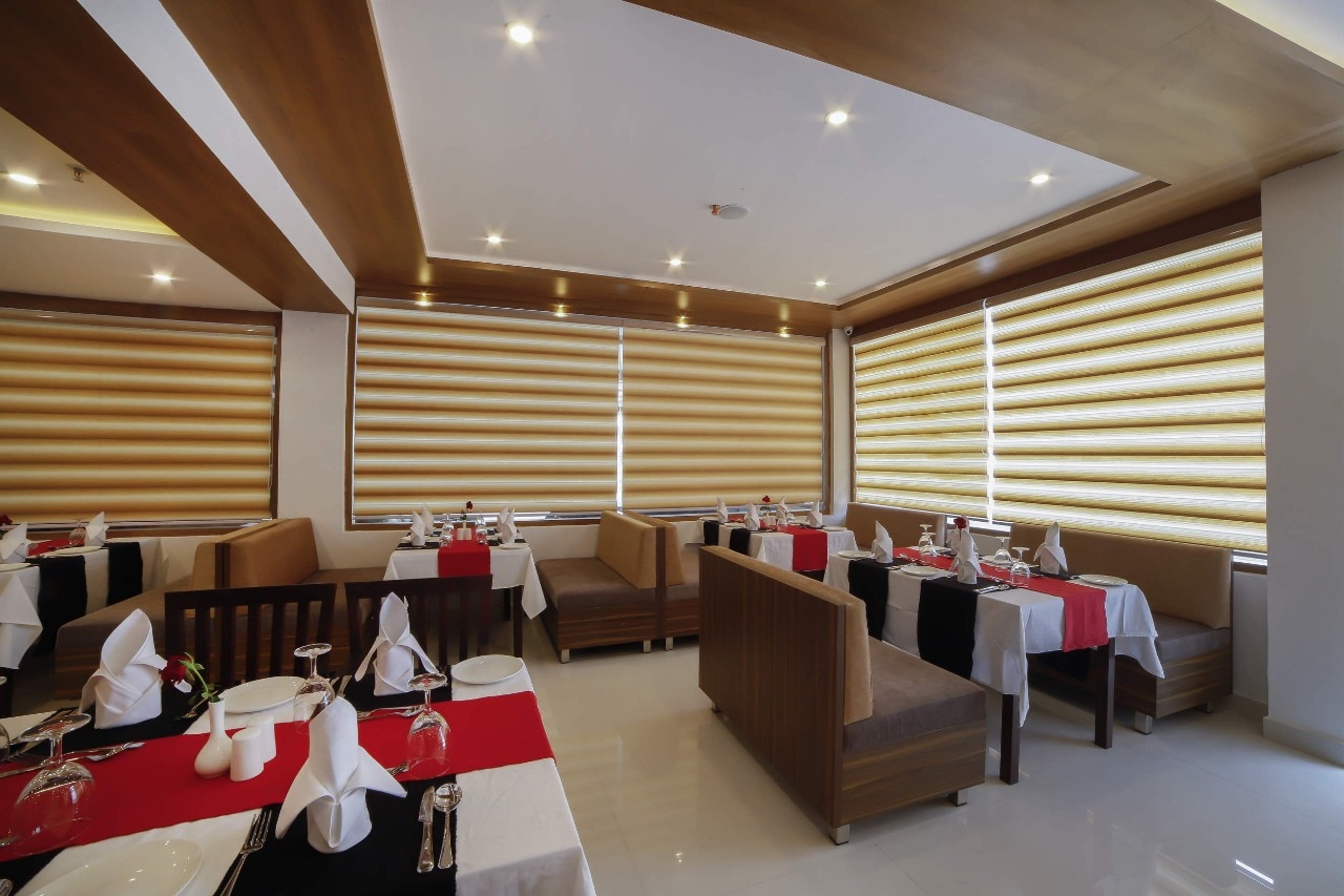 Veetee Mid Town Family Restaurant