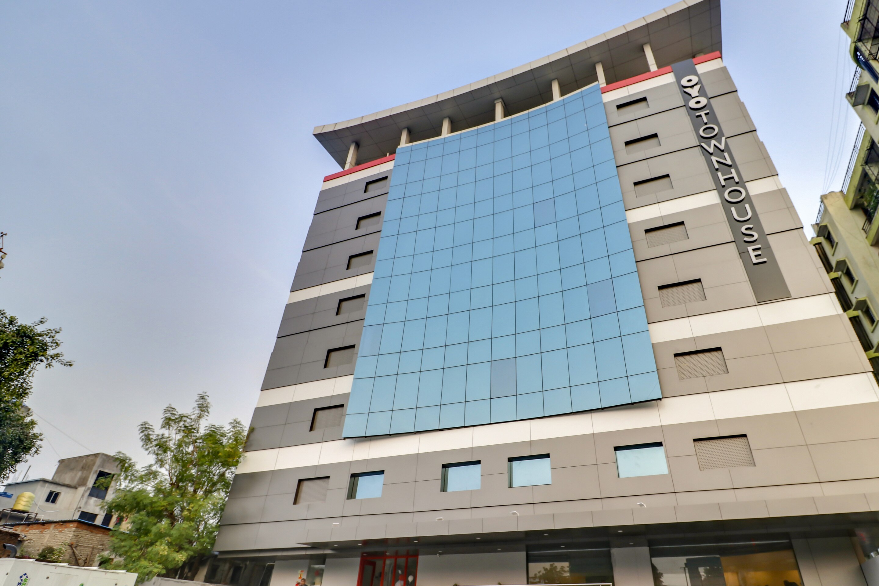 OYO Townhouse 181 Ganeshpeth Colony | Nagpur Hotel BOOK @ ₹1