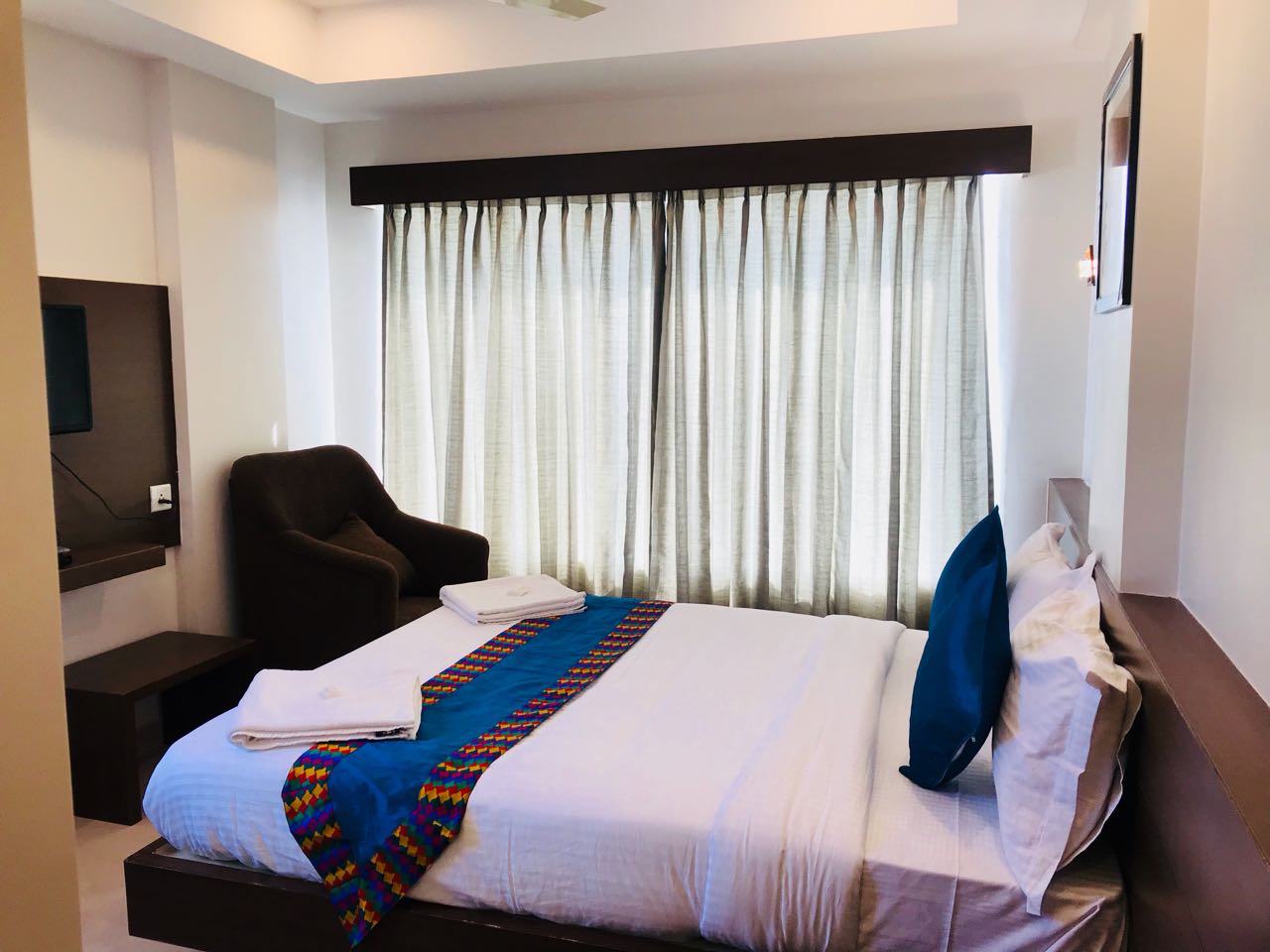 Hotel kaveri palace Mysore INR 168.0 OFF ( ̶1̶2̶0̶0̶ ) Hotel HD