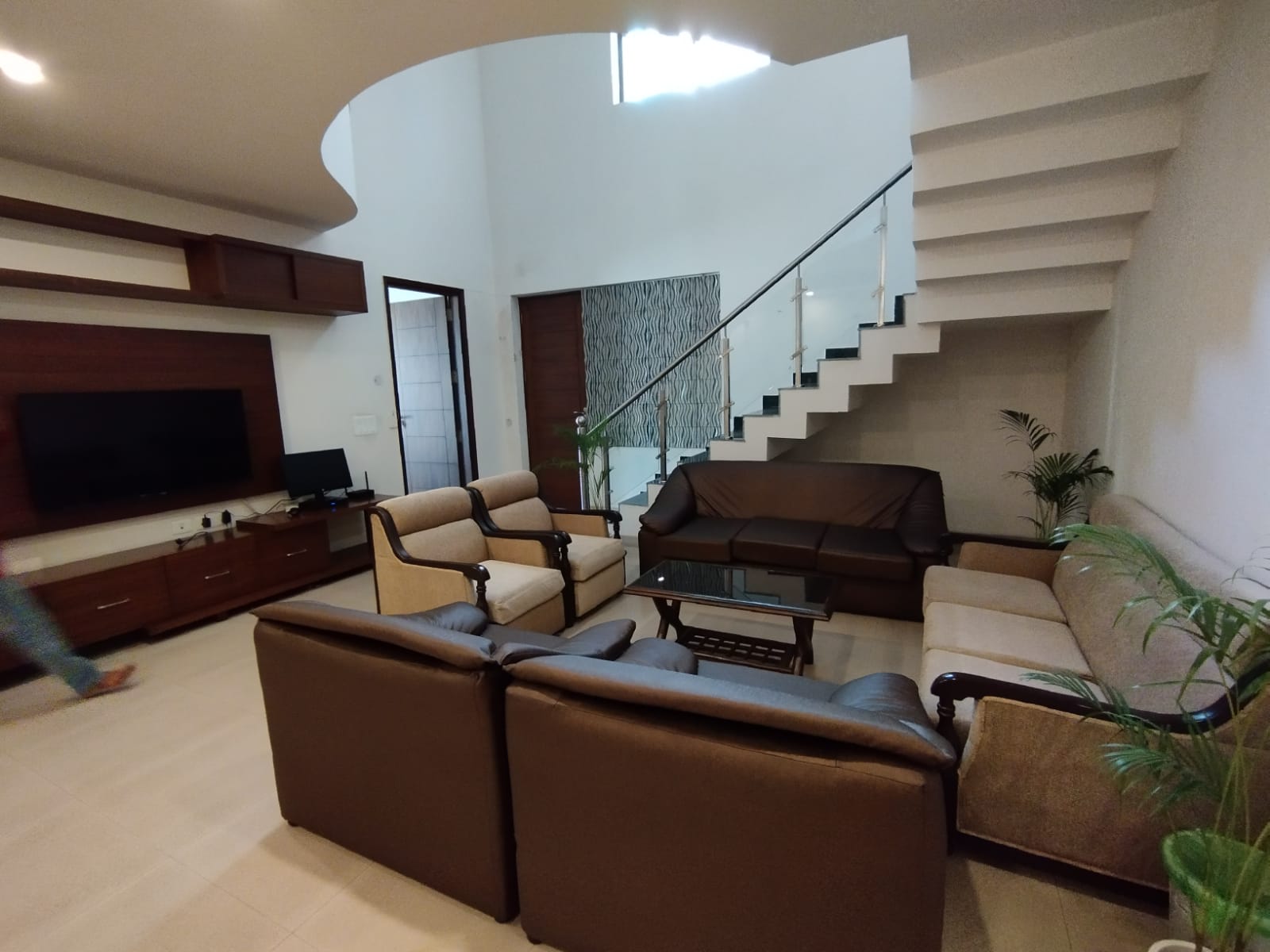 KingsLanding | Entire 4 BHK Luxury Villa 𝗕𝗢𝗢𝗞 Gurgaon Villa