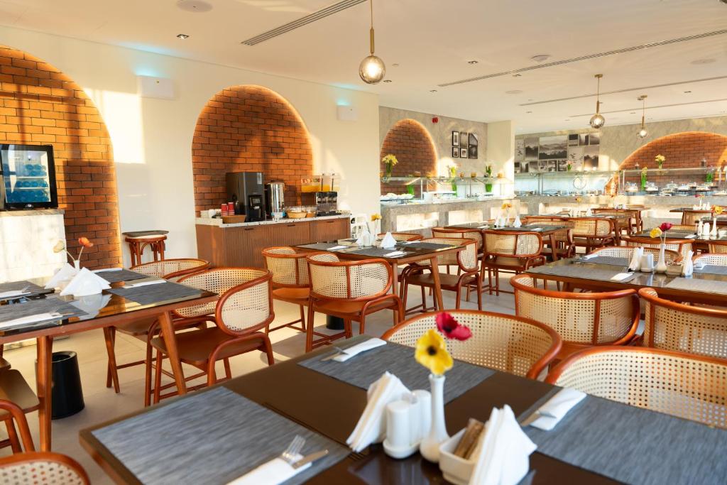 Vivian Park Restaurant