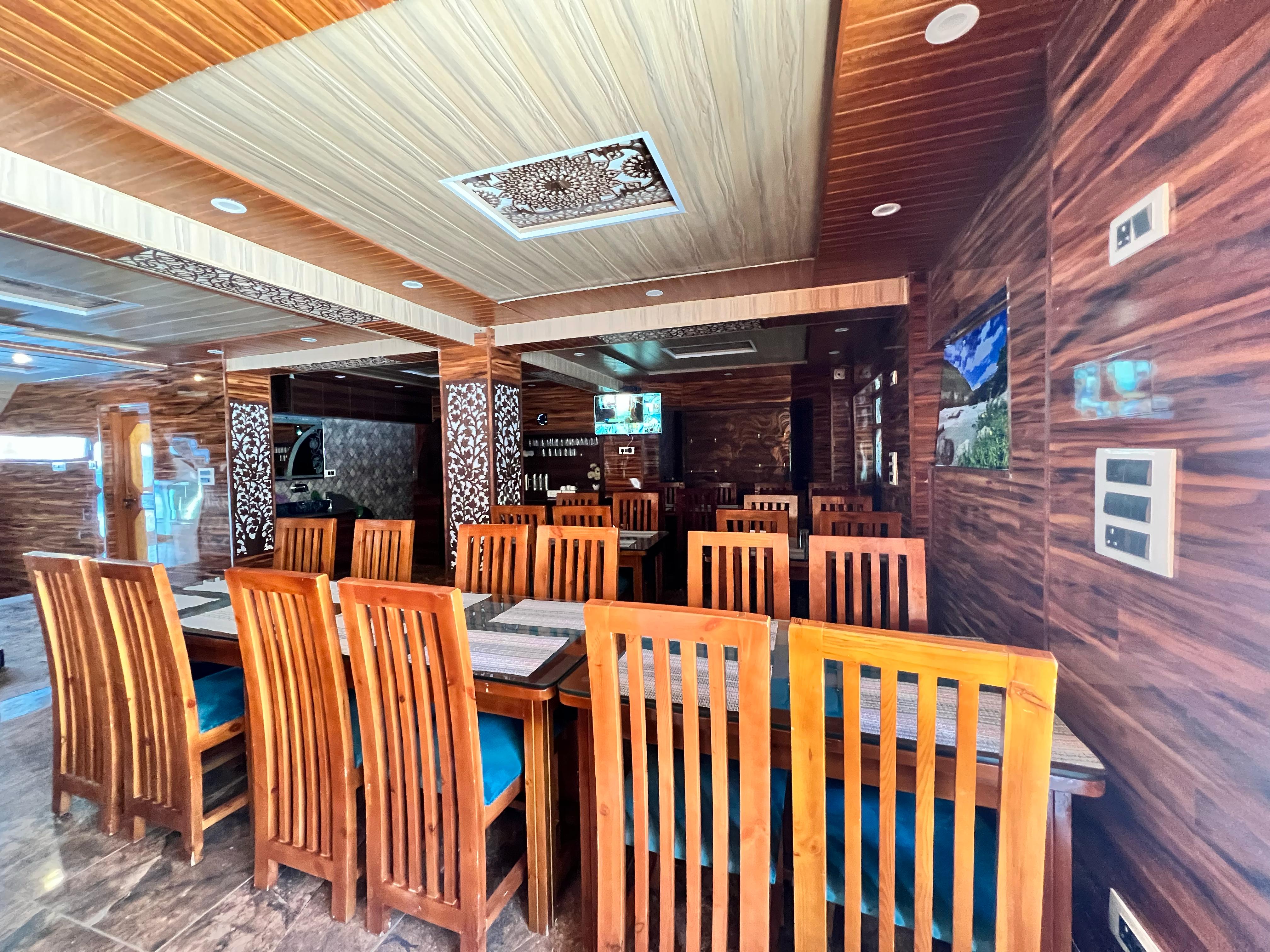Sonamarg Snow View Restaurant