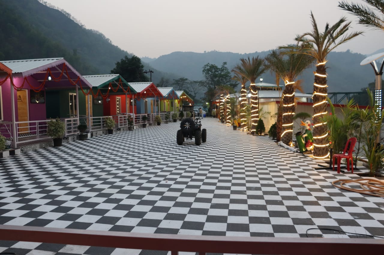M R RIVER RESORT 𝗕𝗢𝗢𝗞 Rishikesh Hotel