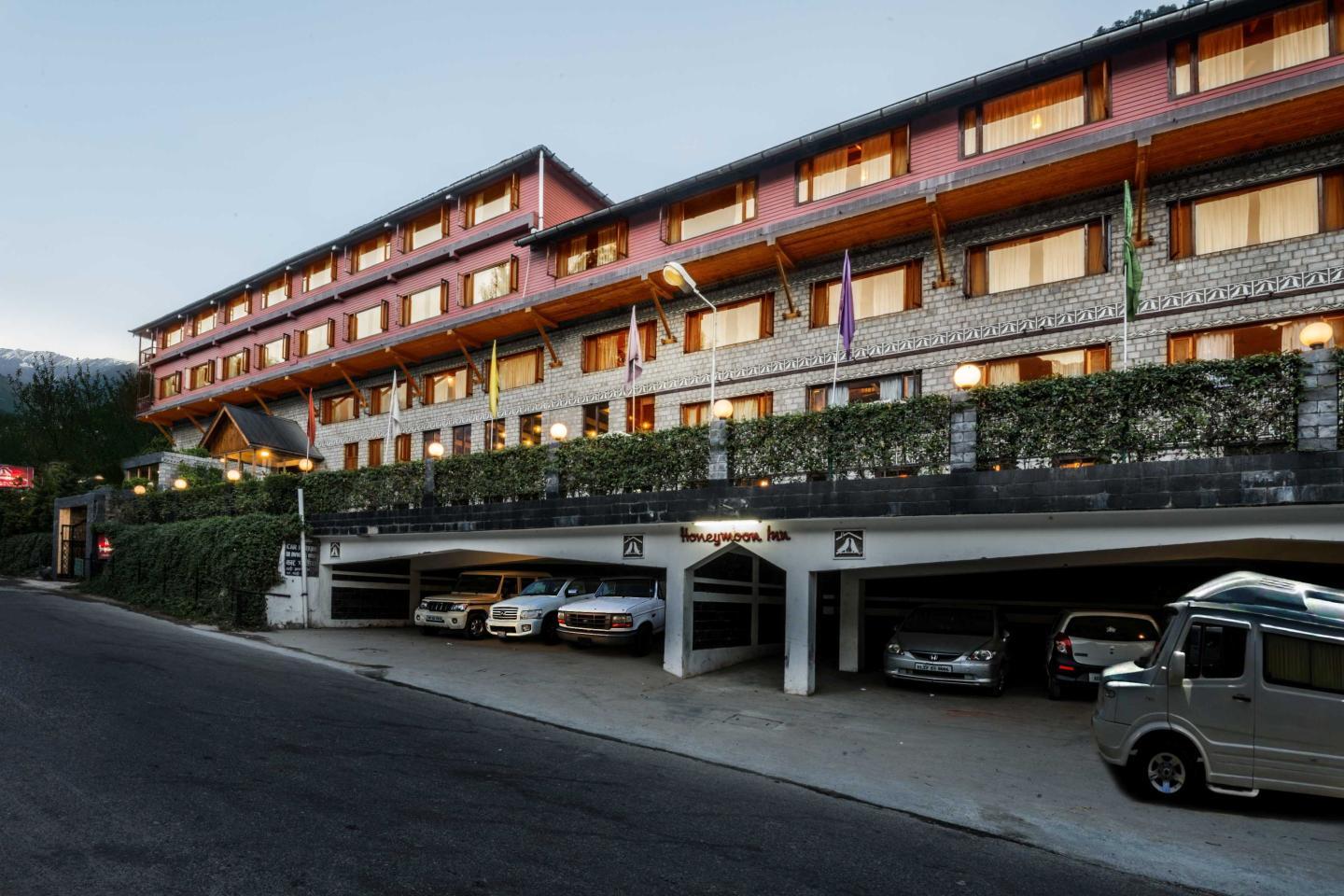 Honeymoon Inn