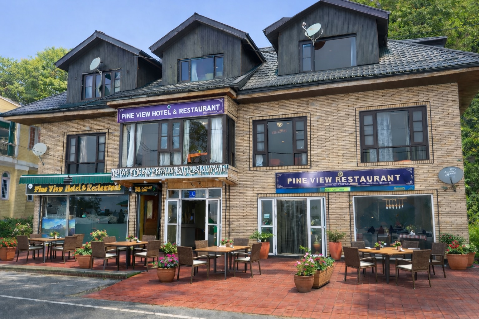 Pine View 𝗕𝗢𝗢𝗞 Gulmarg Hotel